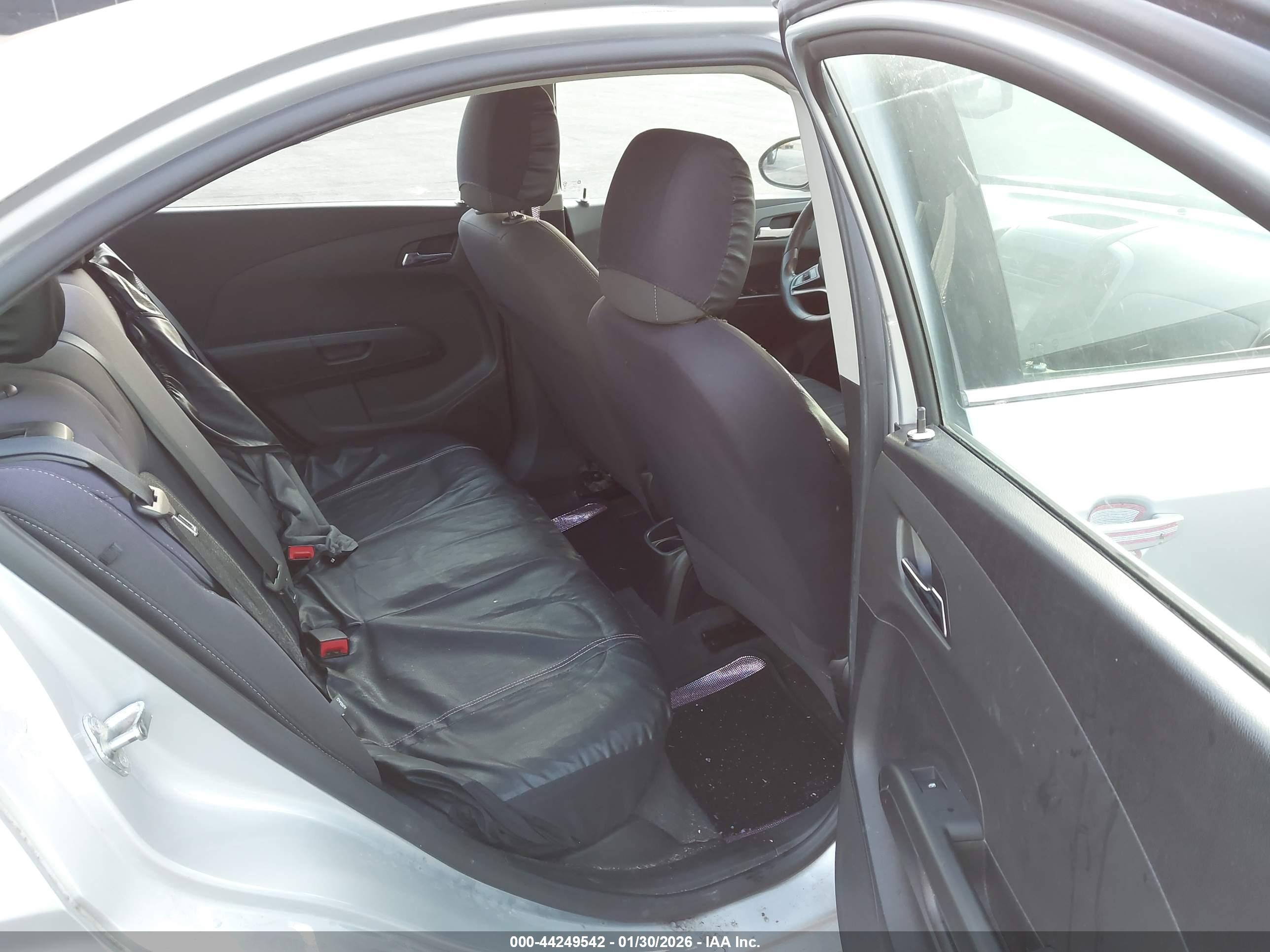 CHEVROLET SONIC image 8