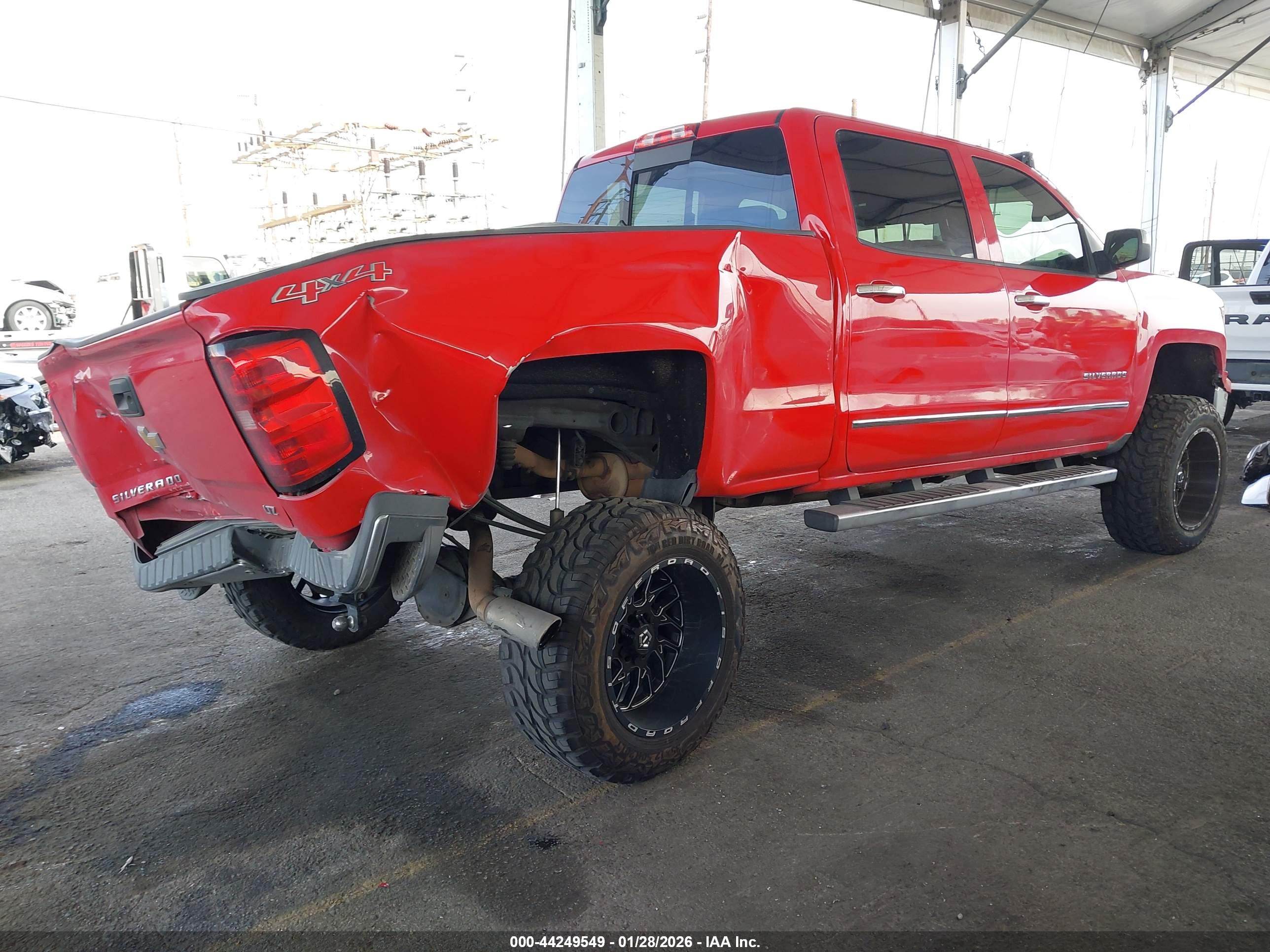 CHEVROLET SILVERADO image 4