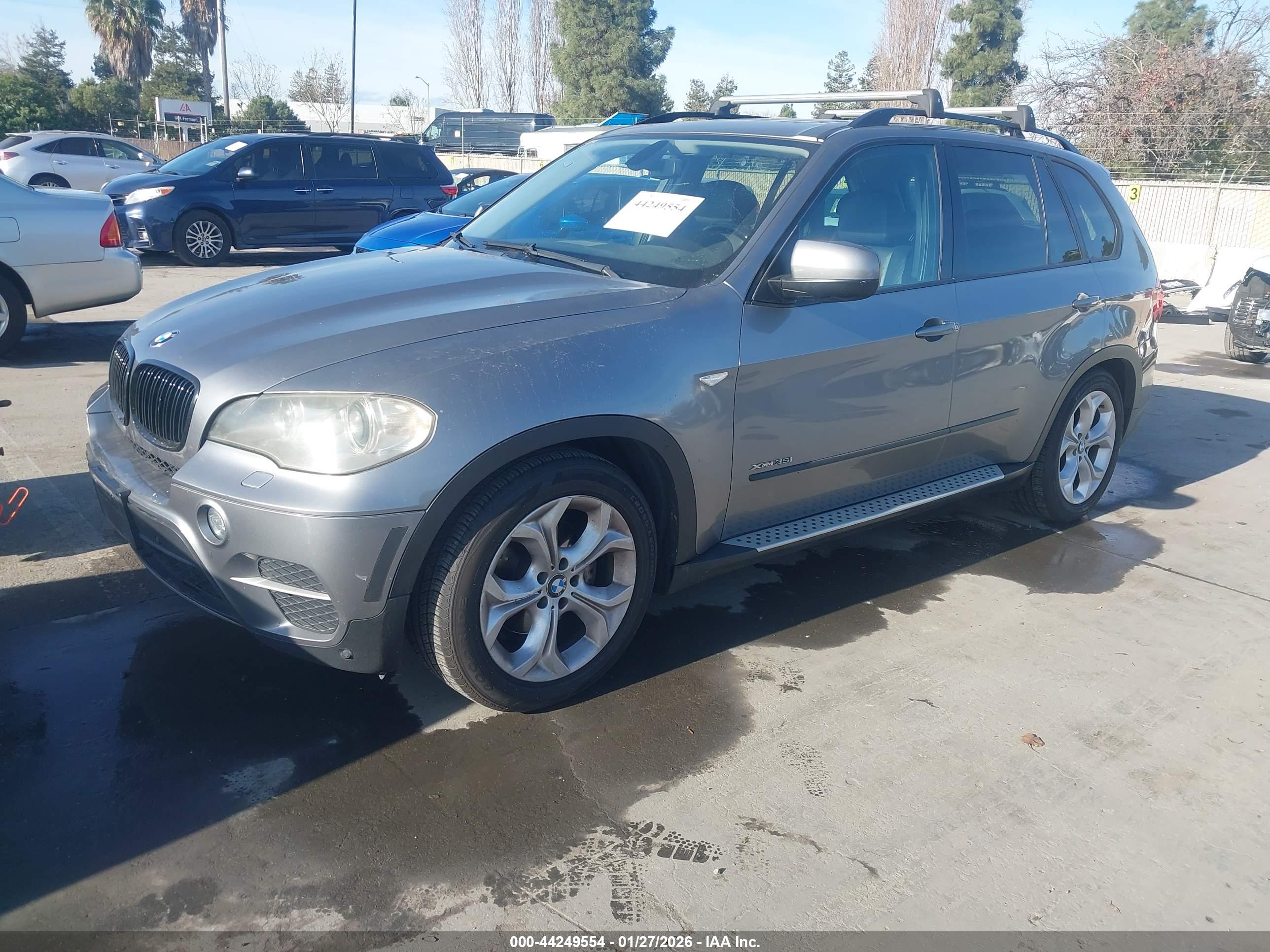 BMW X5 image 2