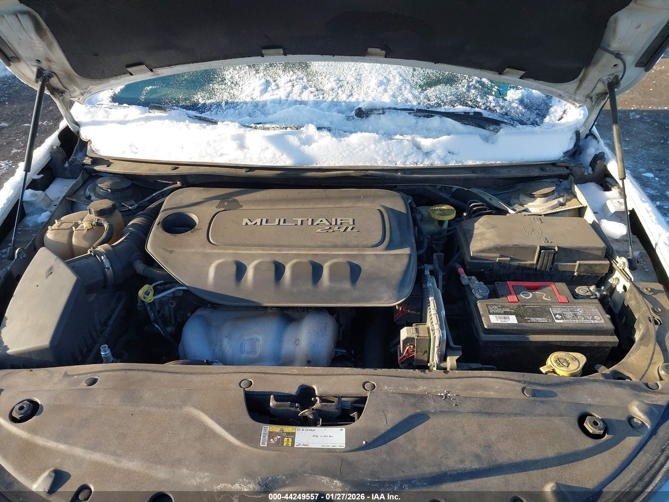 CHRYSLER 200 image 10
