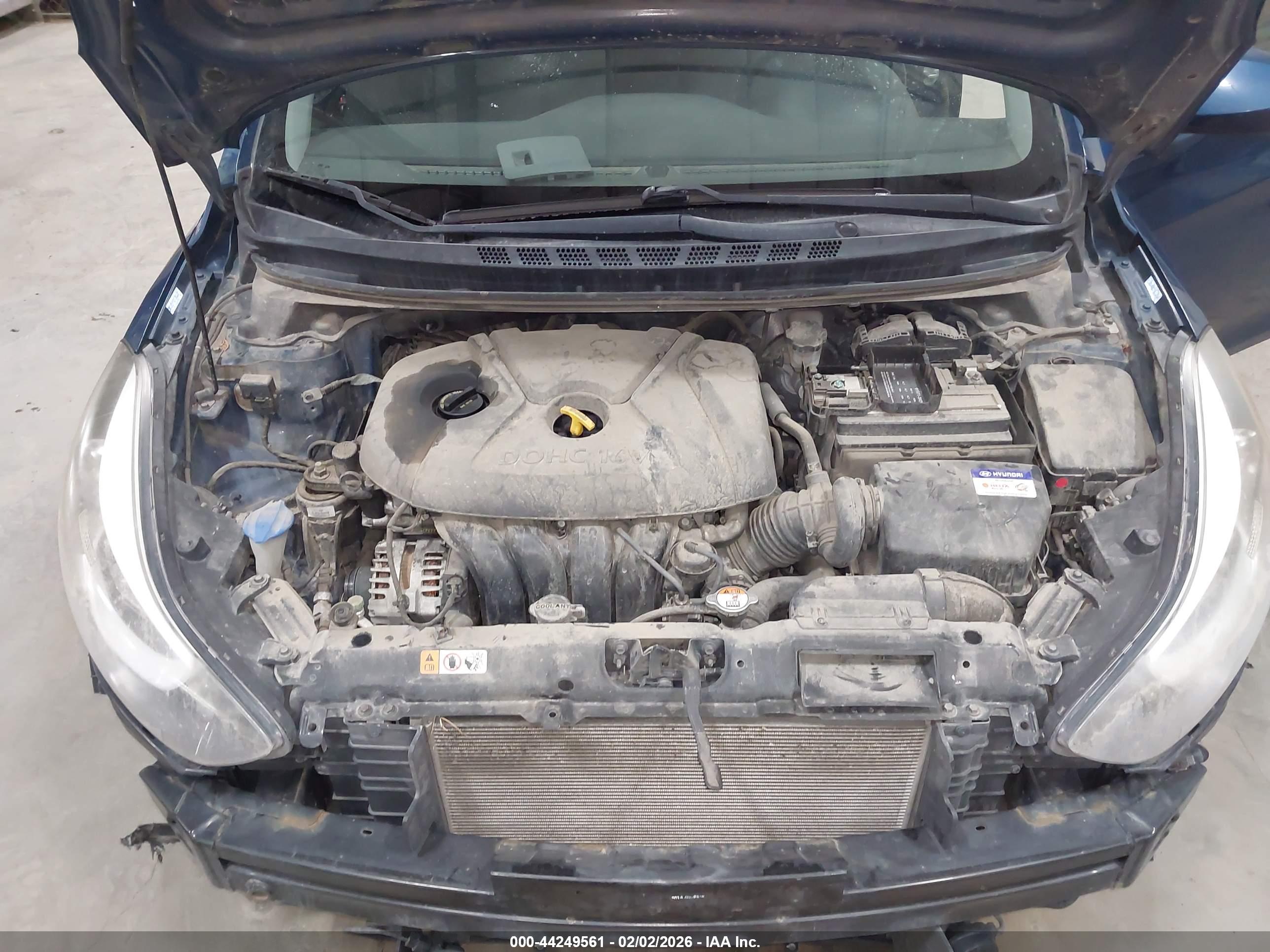 HYUNDAI ELANTRA image 10