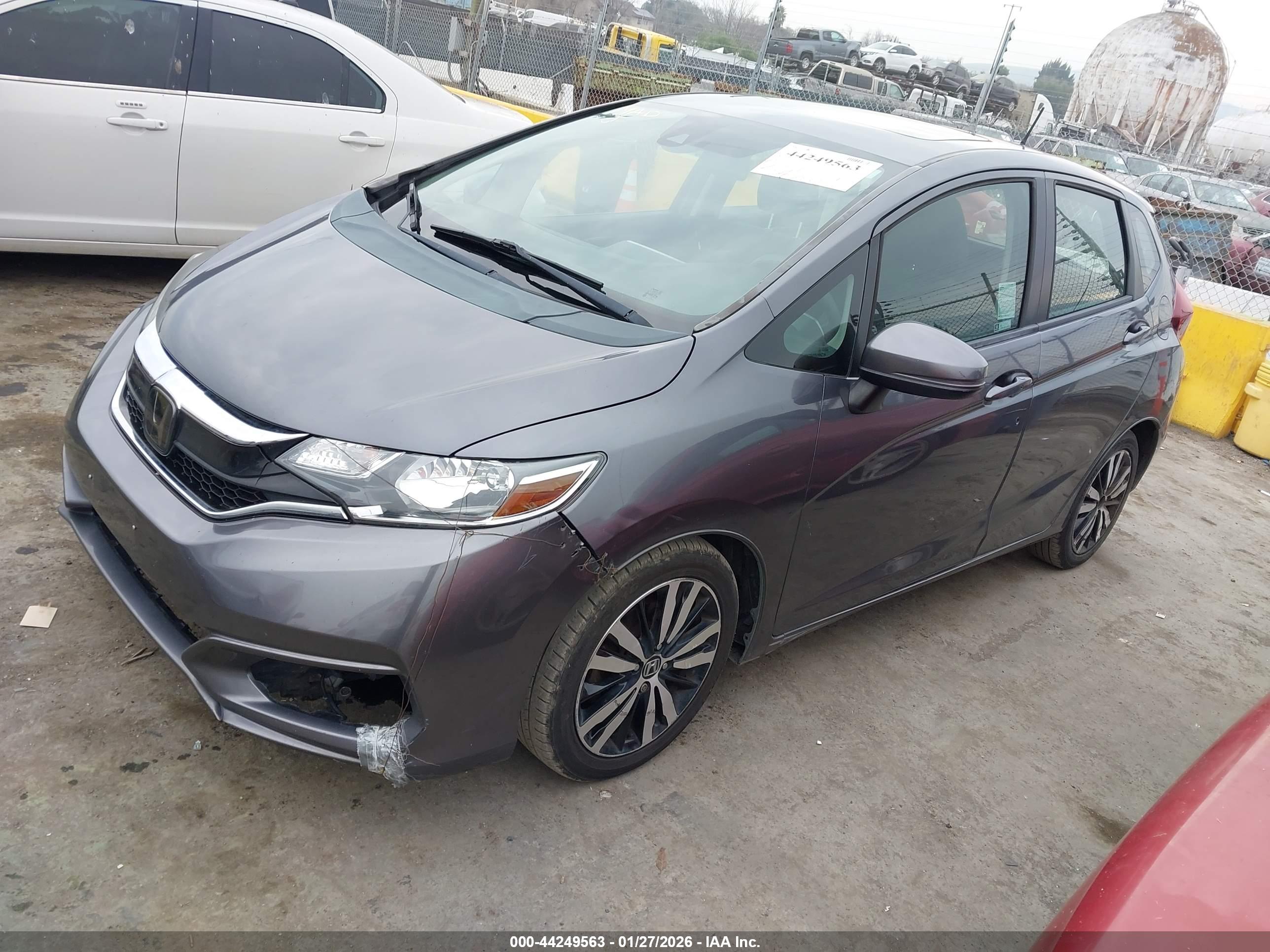 HONDA FIT image 2