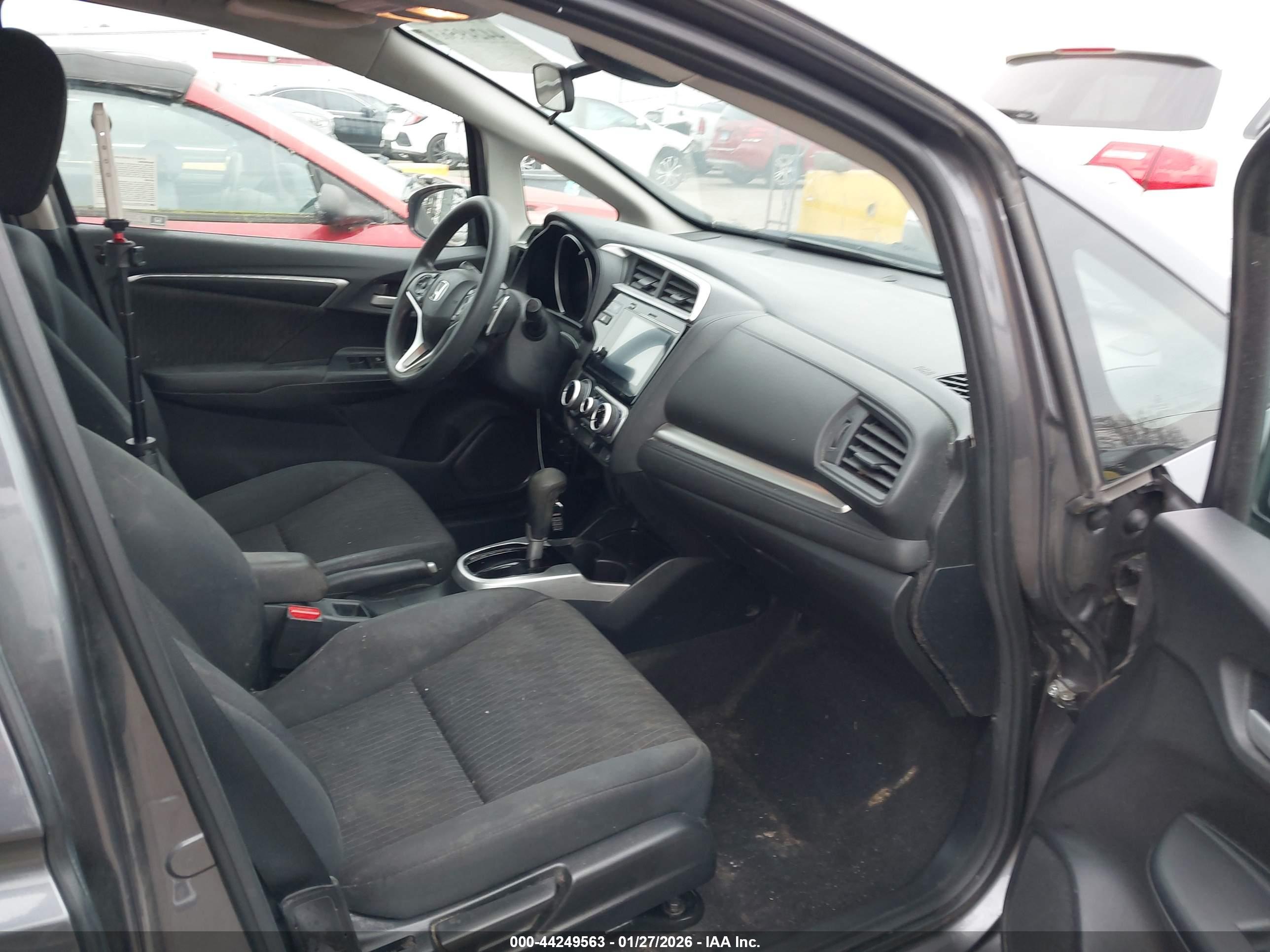 HONDA FIT image 5