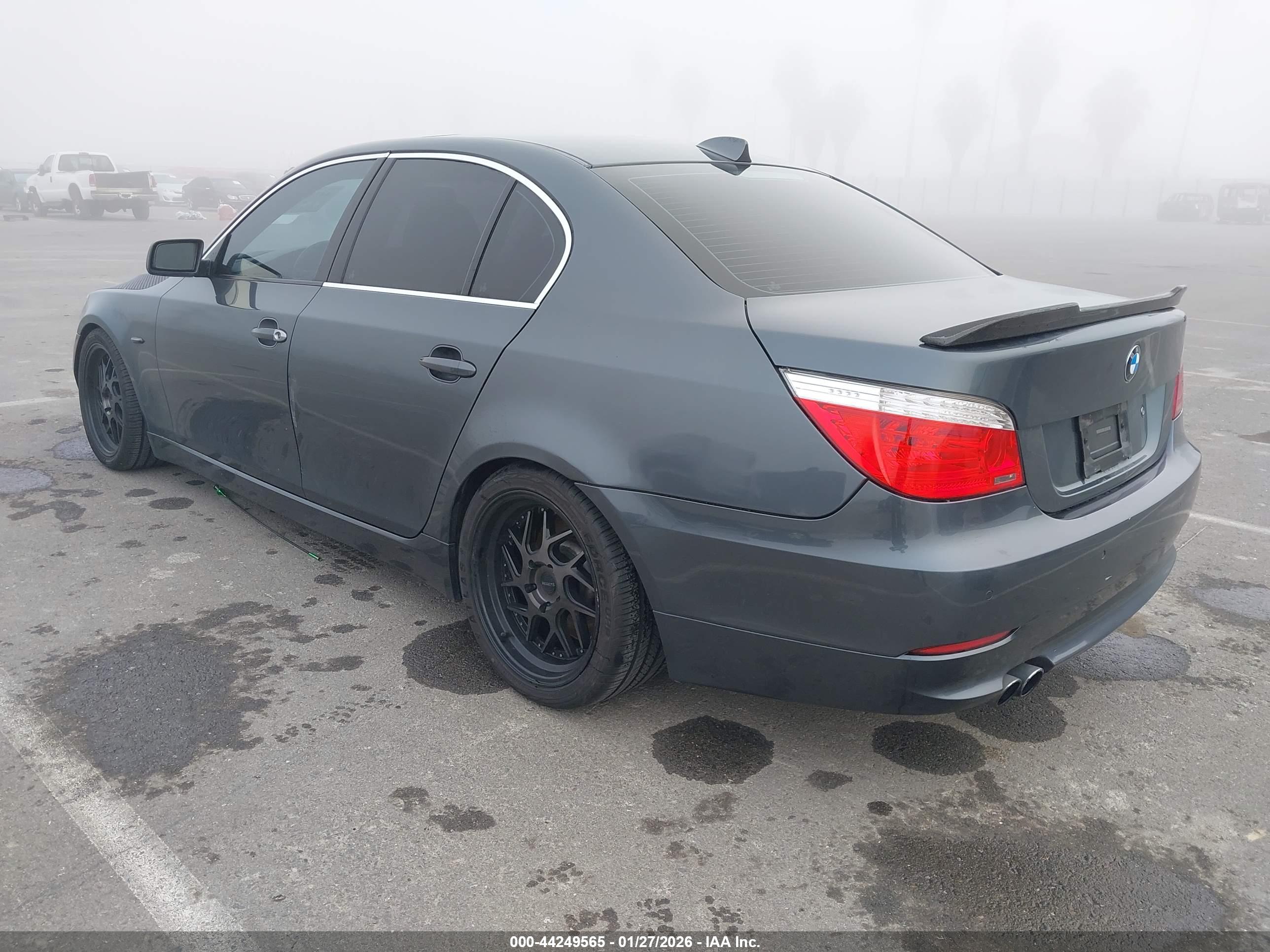 BMW 535I image 3
