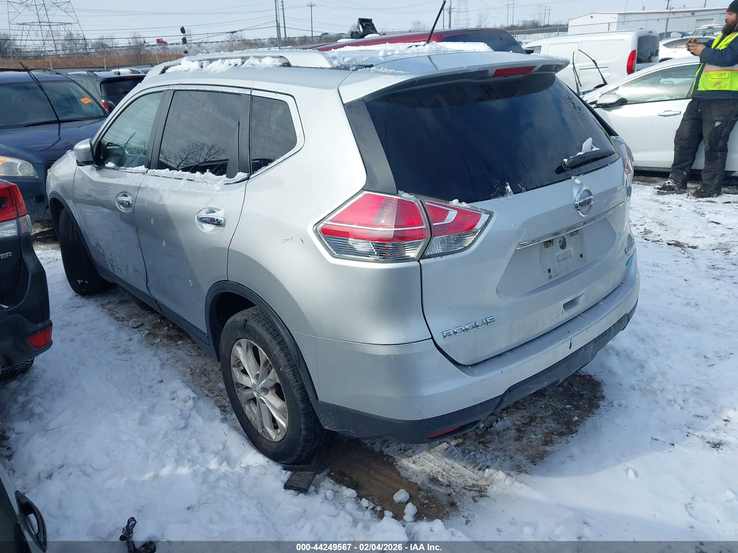 NISSAN ROGUE image 3