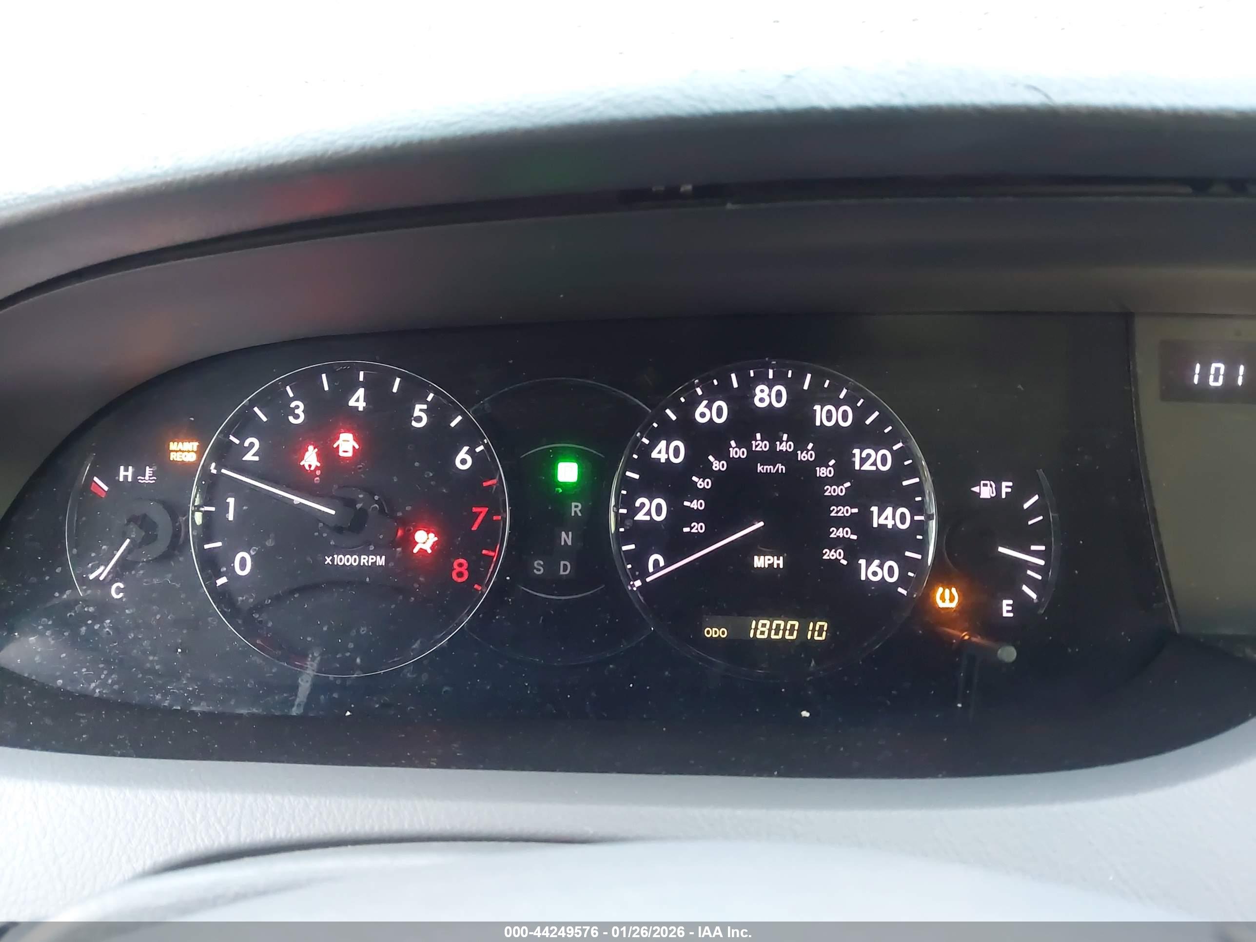 TOYOTA AVALON image 7
