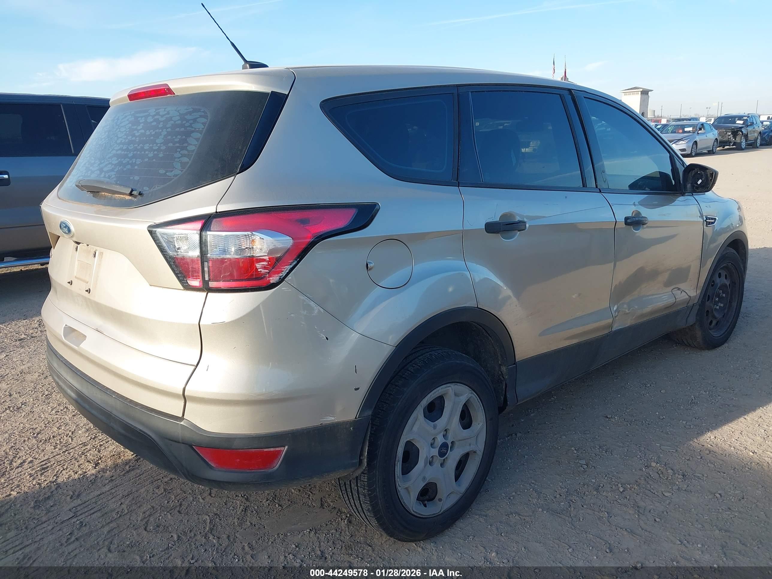 FORD ESCAPE image 4