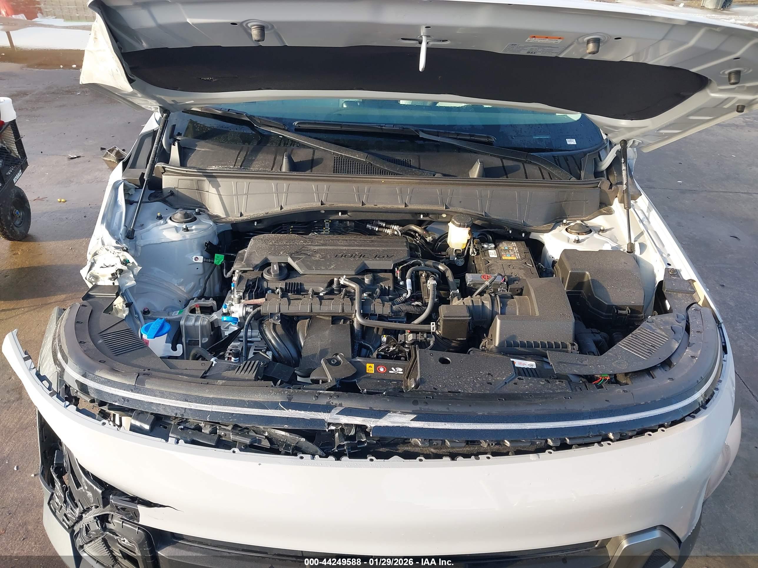 HYUNDAI KONA image 10