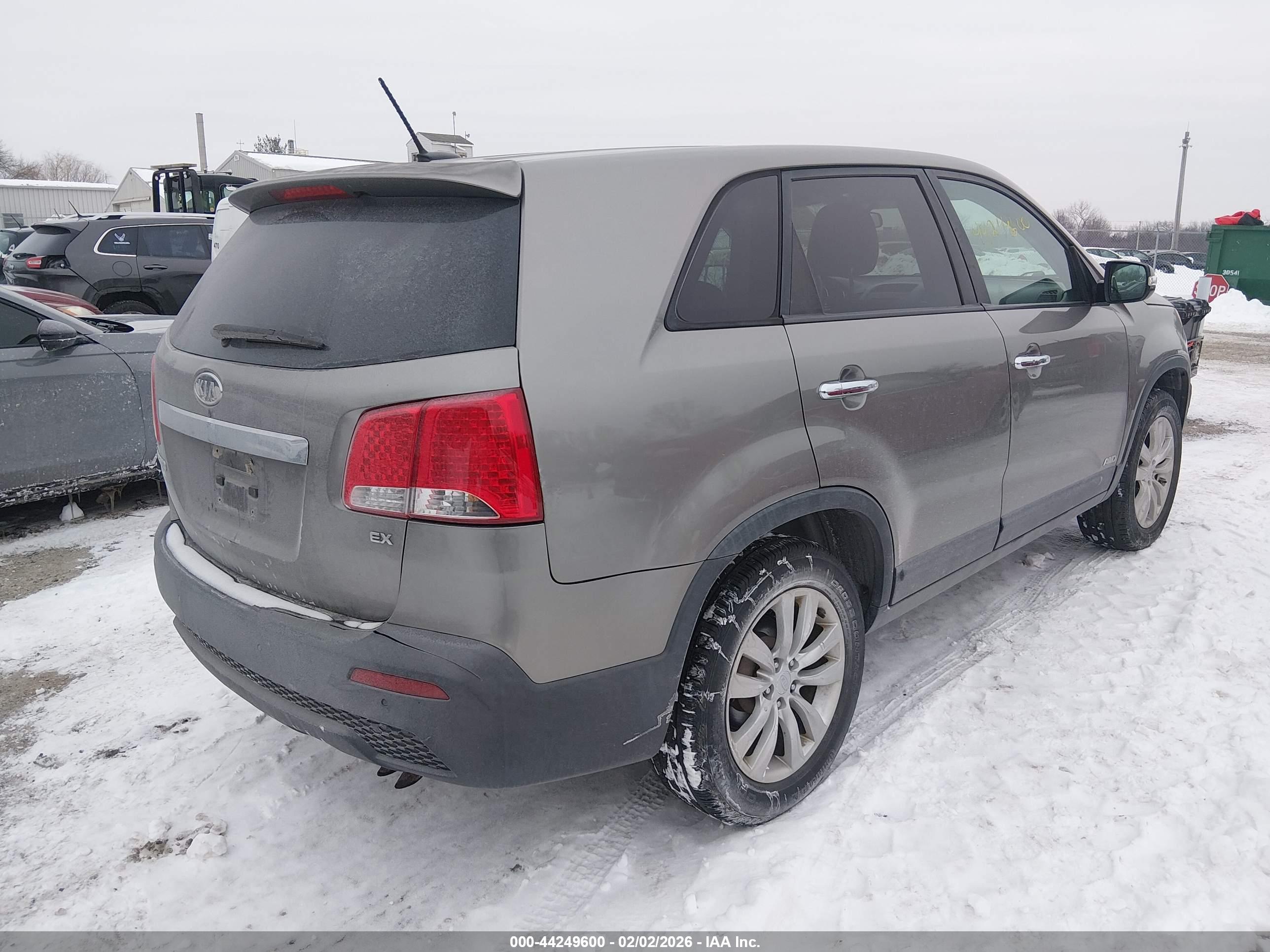 KIA SORENTO image 4