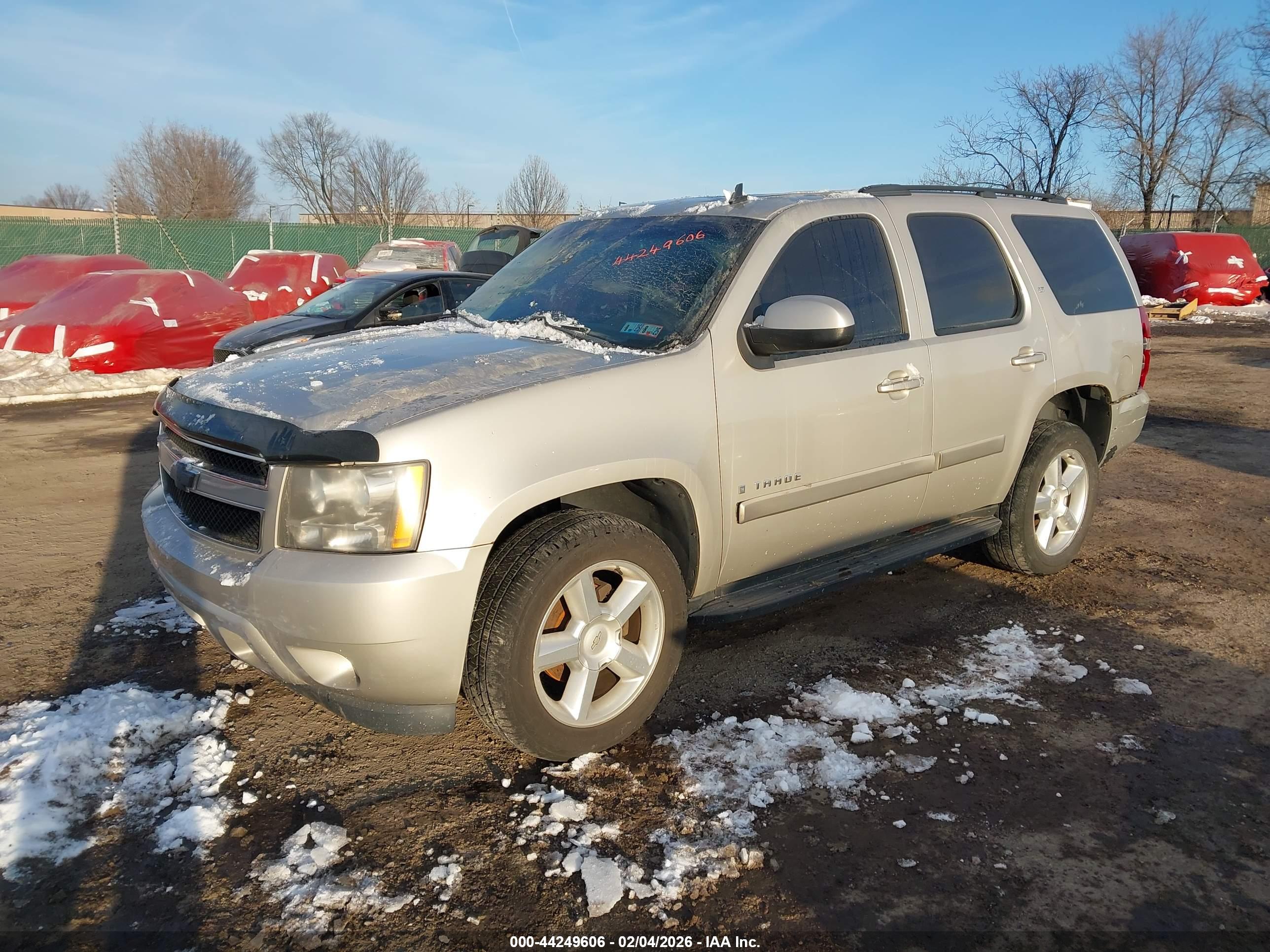 CHEVROLET TAHOE image 2