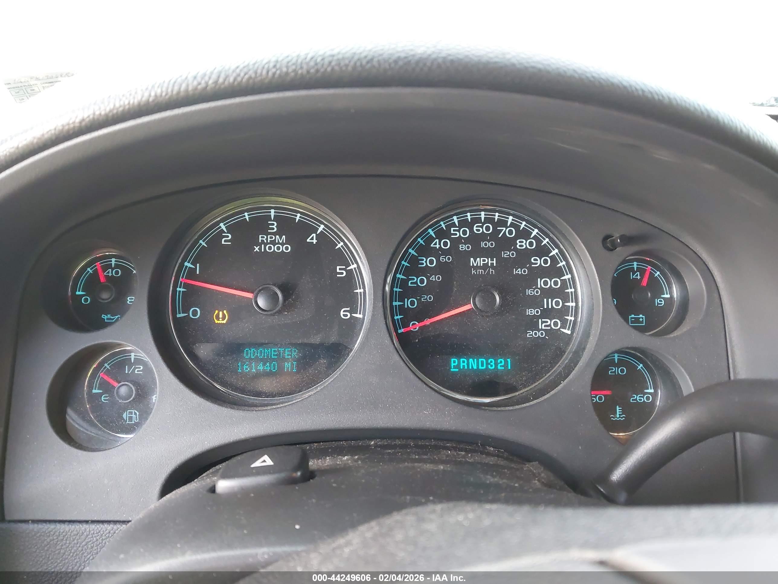 CHEVROLET TAHOE image 7