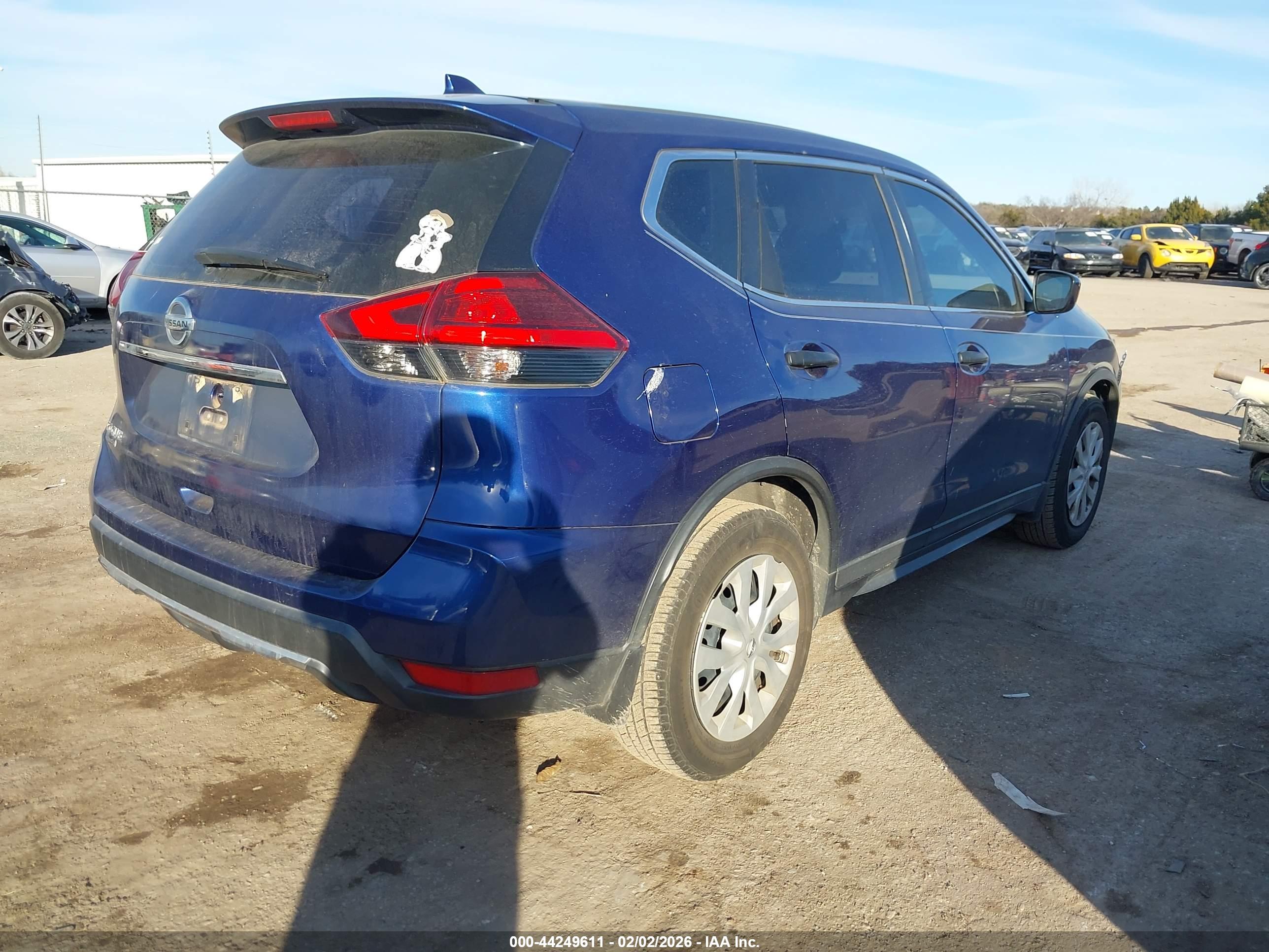 NISSAN ROGUE image 4