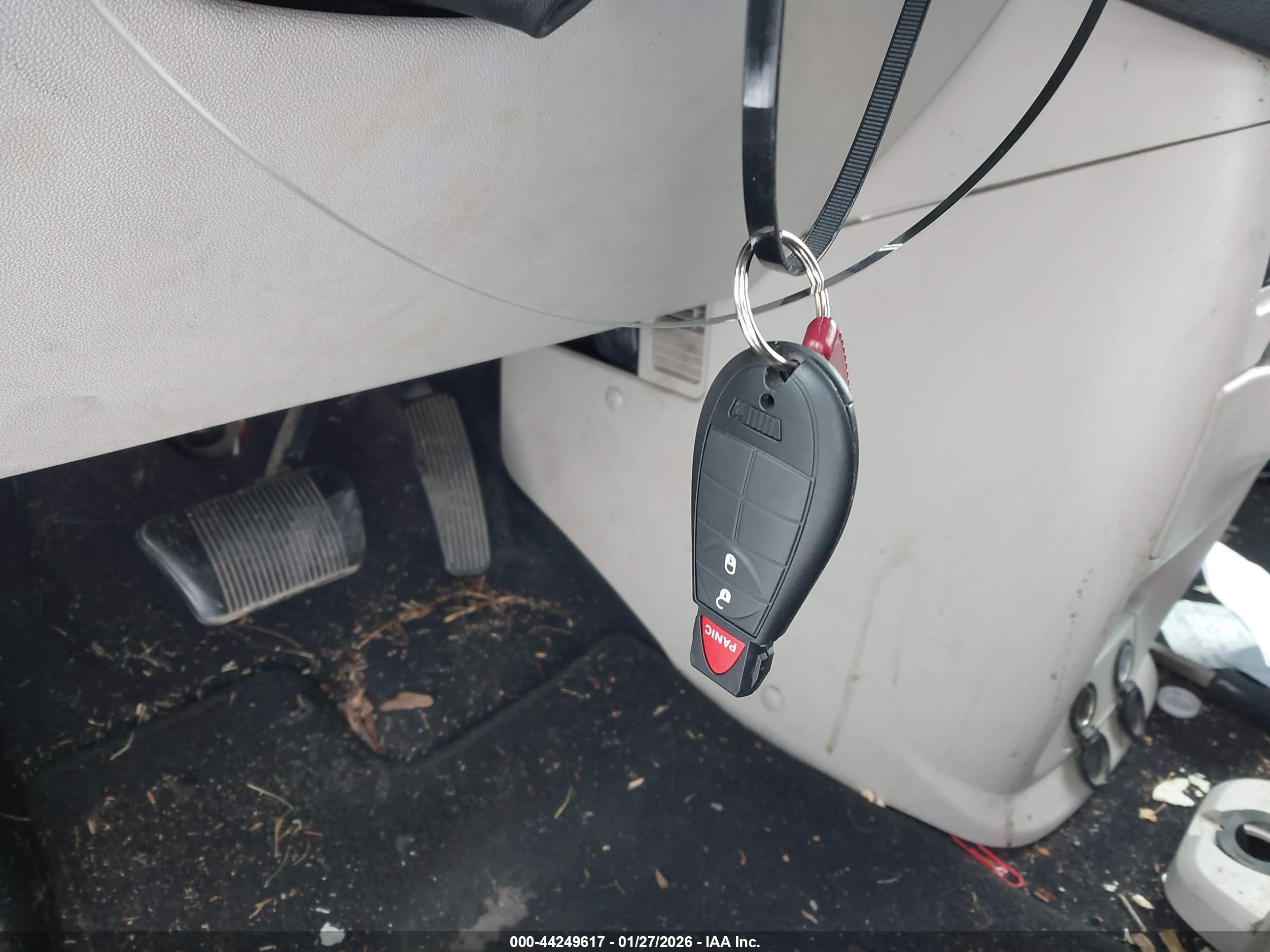 DODGE GRAND image 11