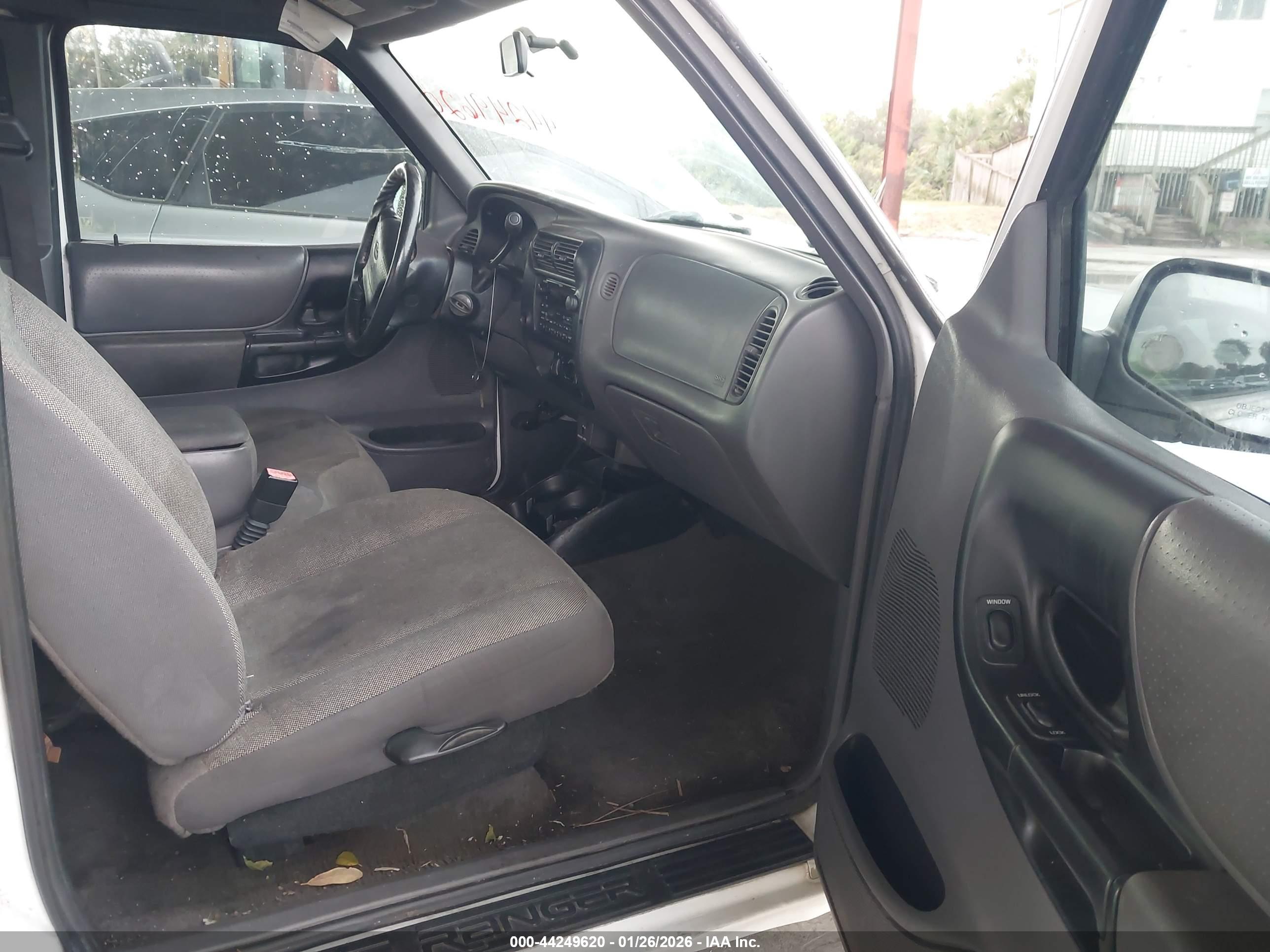 FORD RANGER image 5