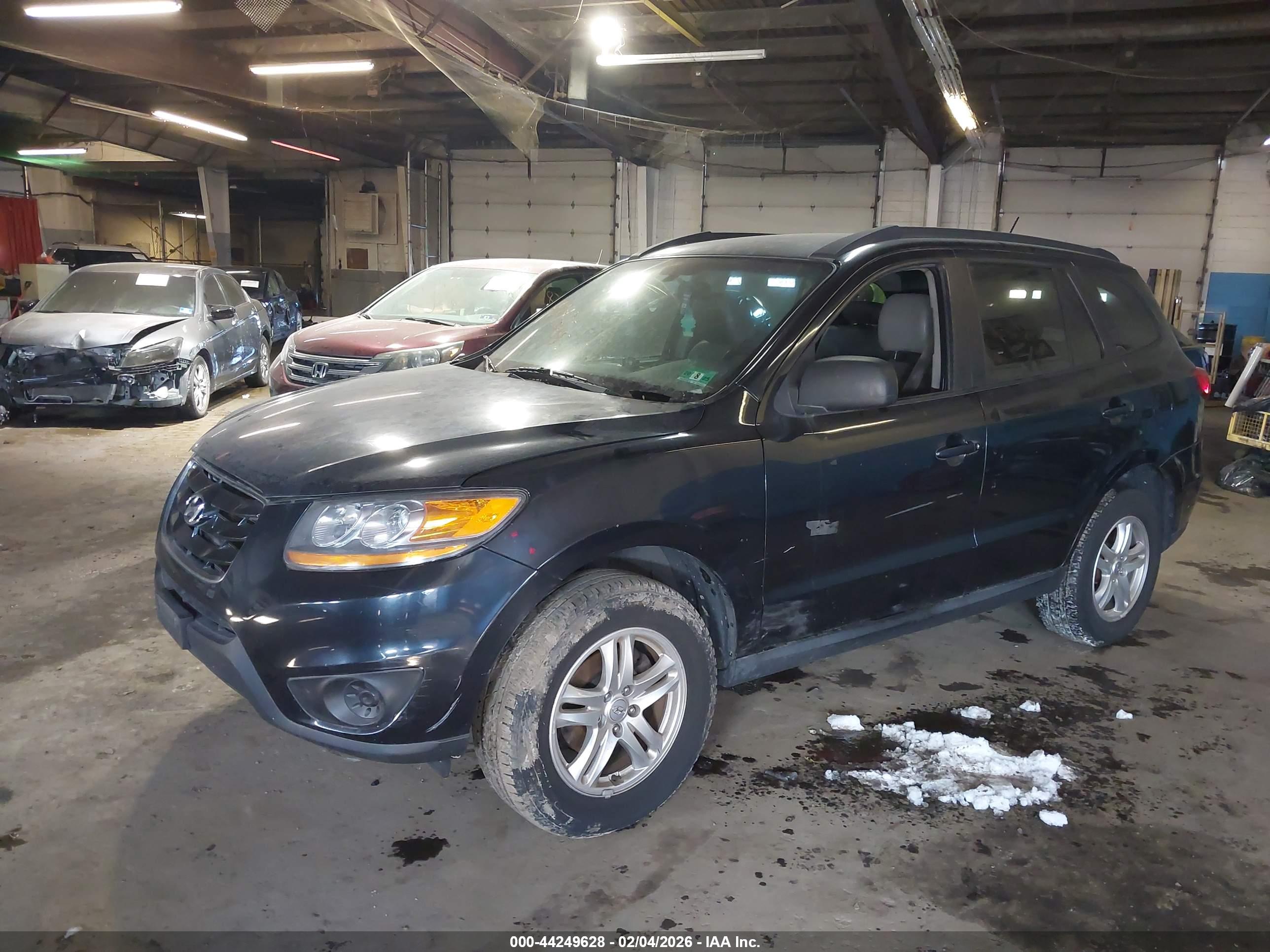 HYUNDAI SANTA image 6