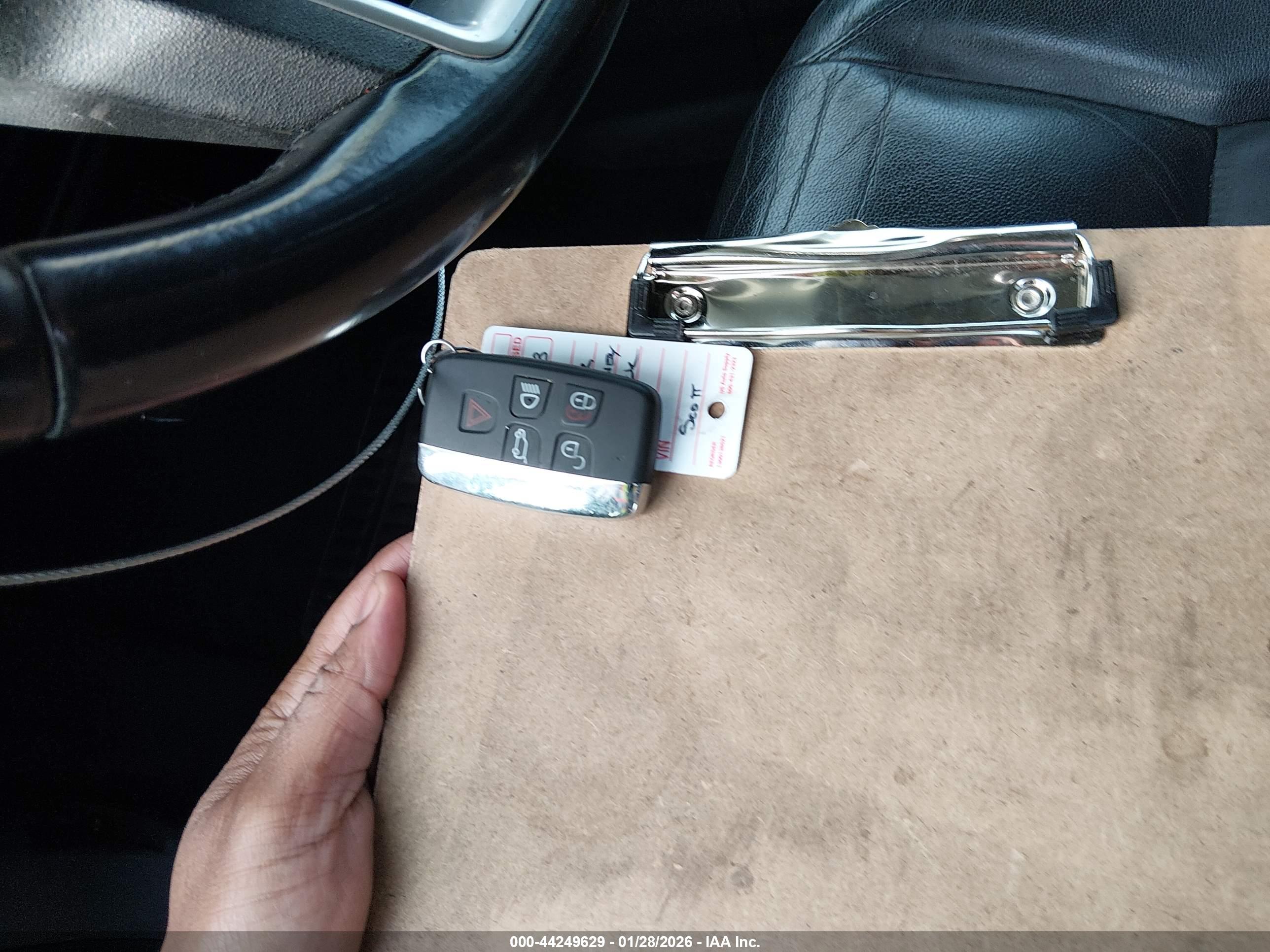 LAND ROVER image 11