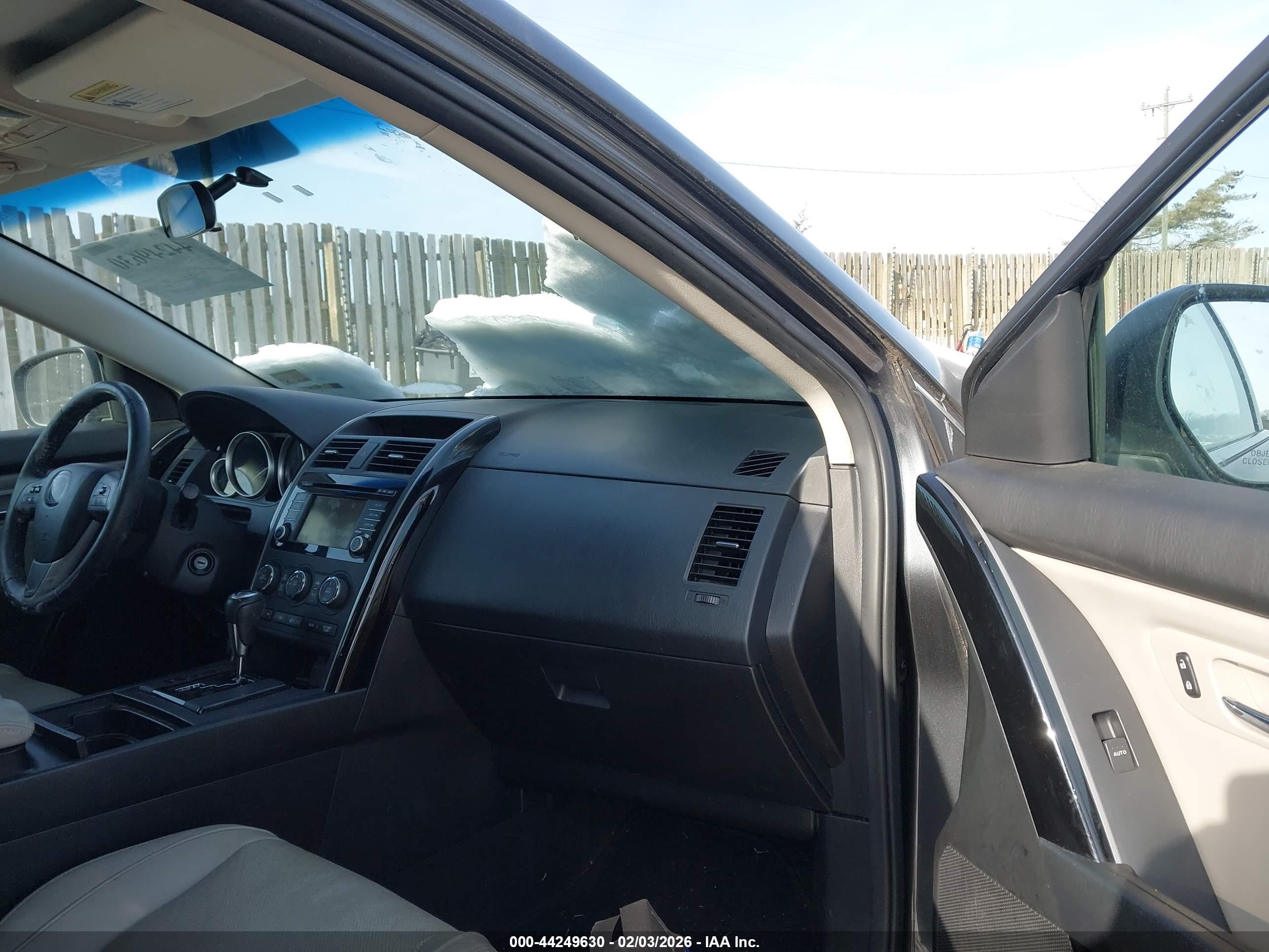 MAZDA CX-9 image 5