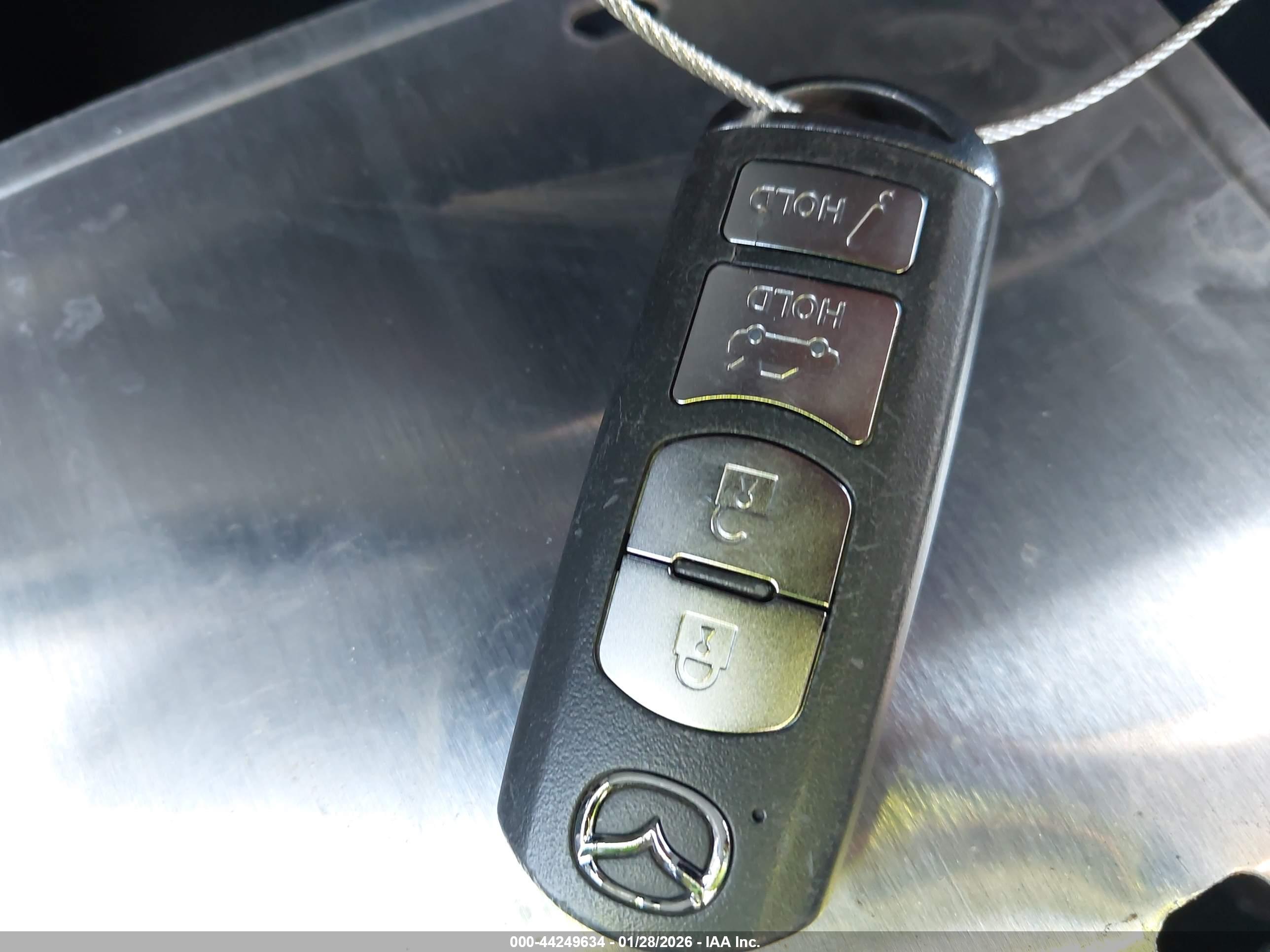 MAZDA MAZDA6 image 11