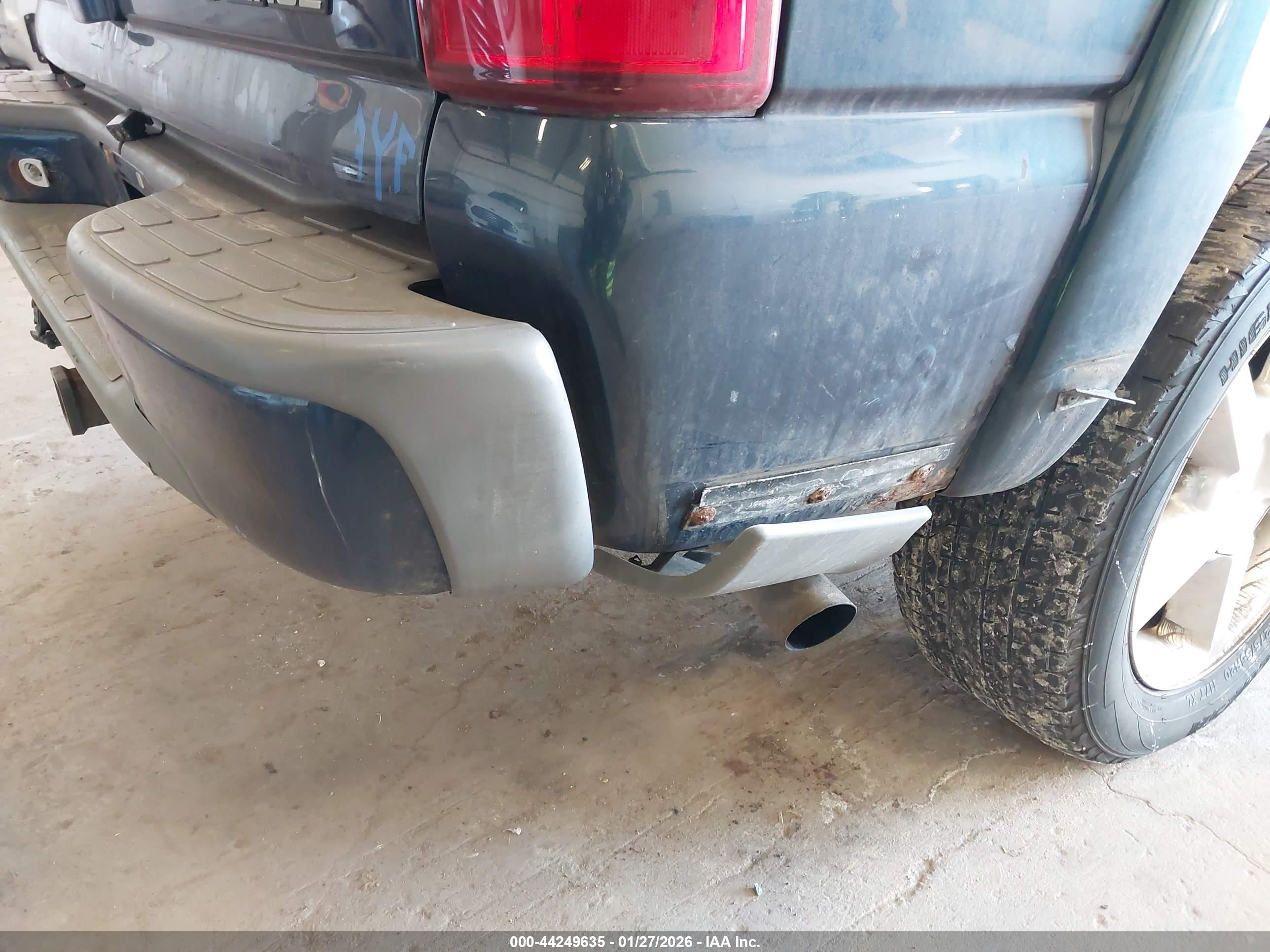 CHEVROLET TAHOE image 6