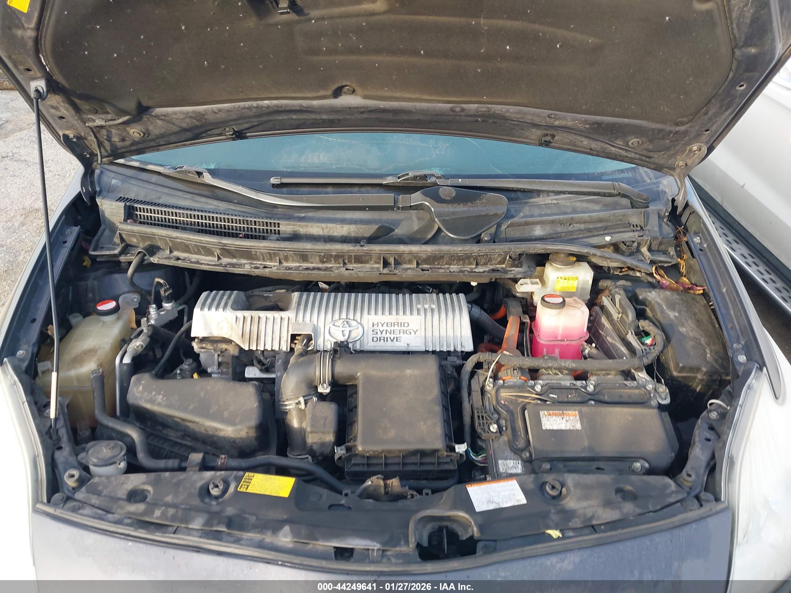 TOYOTA PRIUS image 10