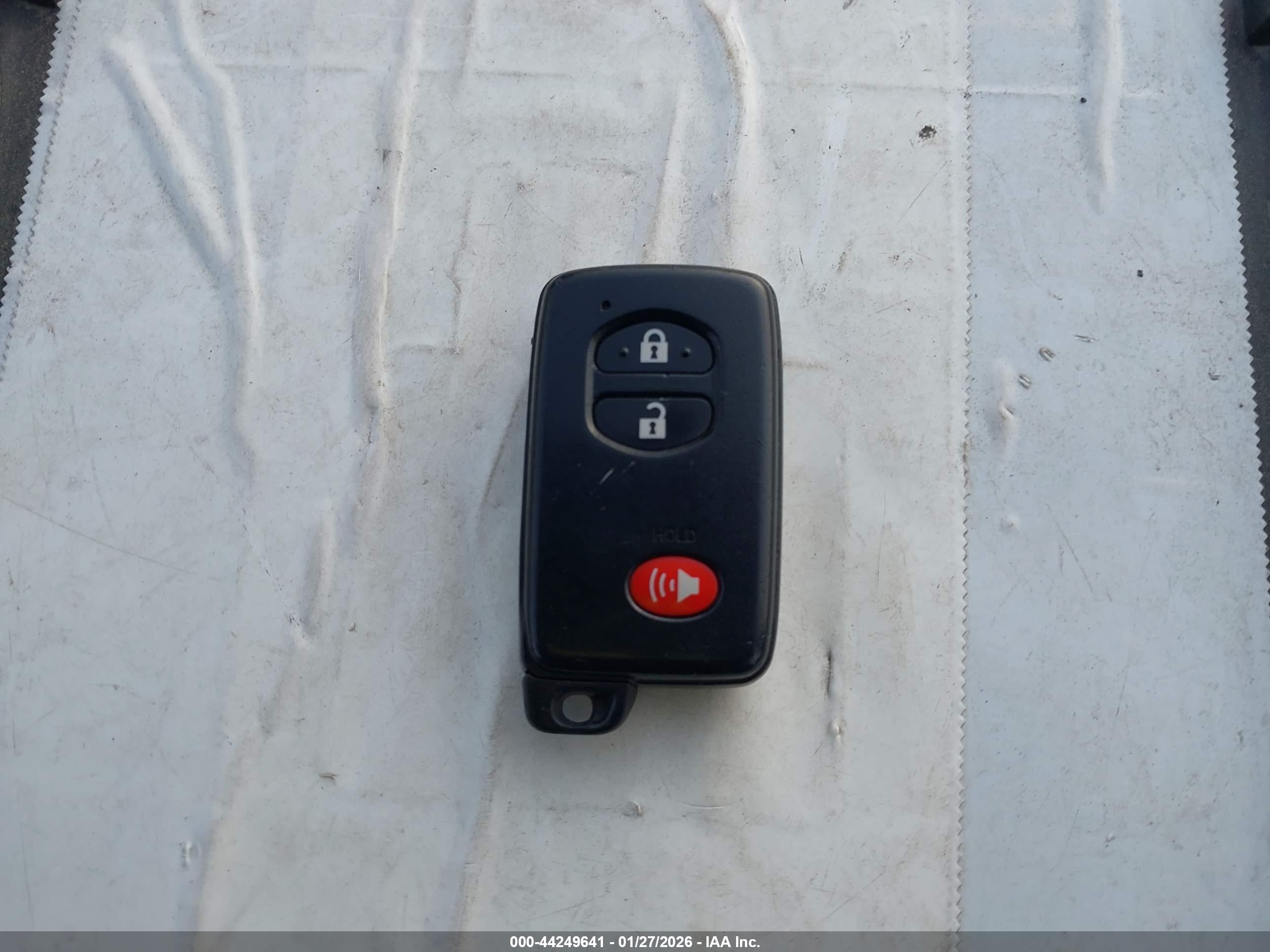 TOYOTA PRIUS image 11