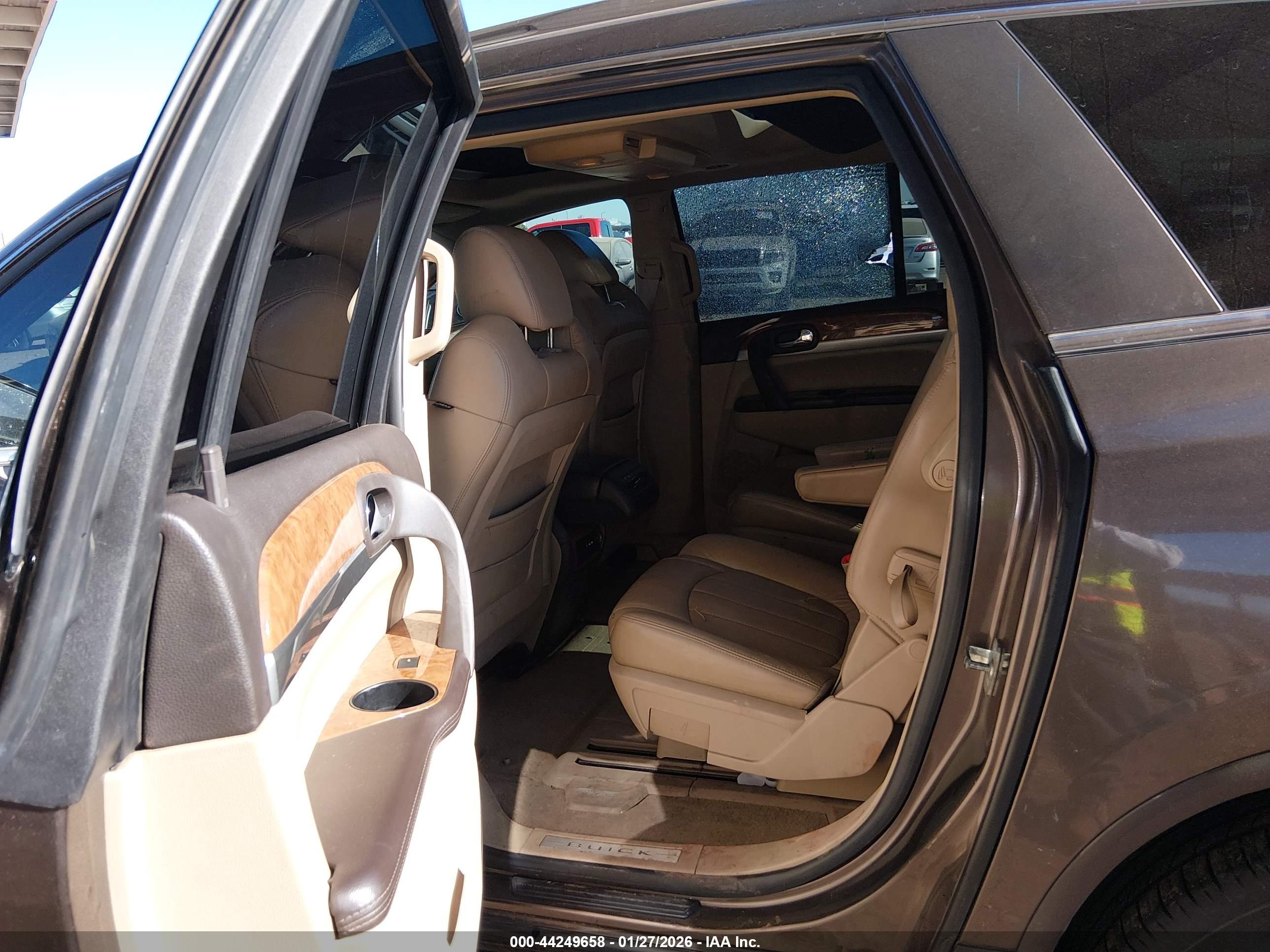 BUICK ENCLAVE image 8