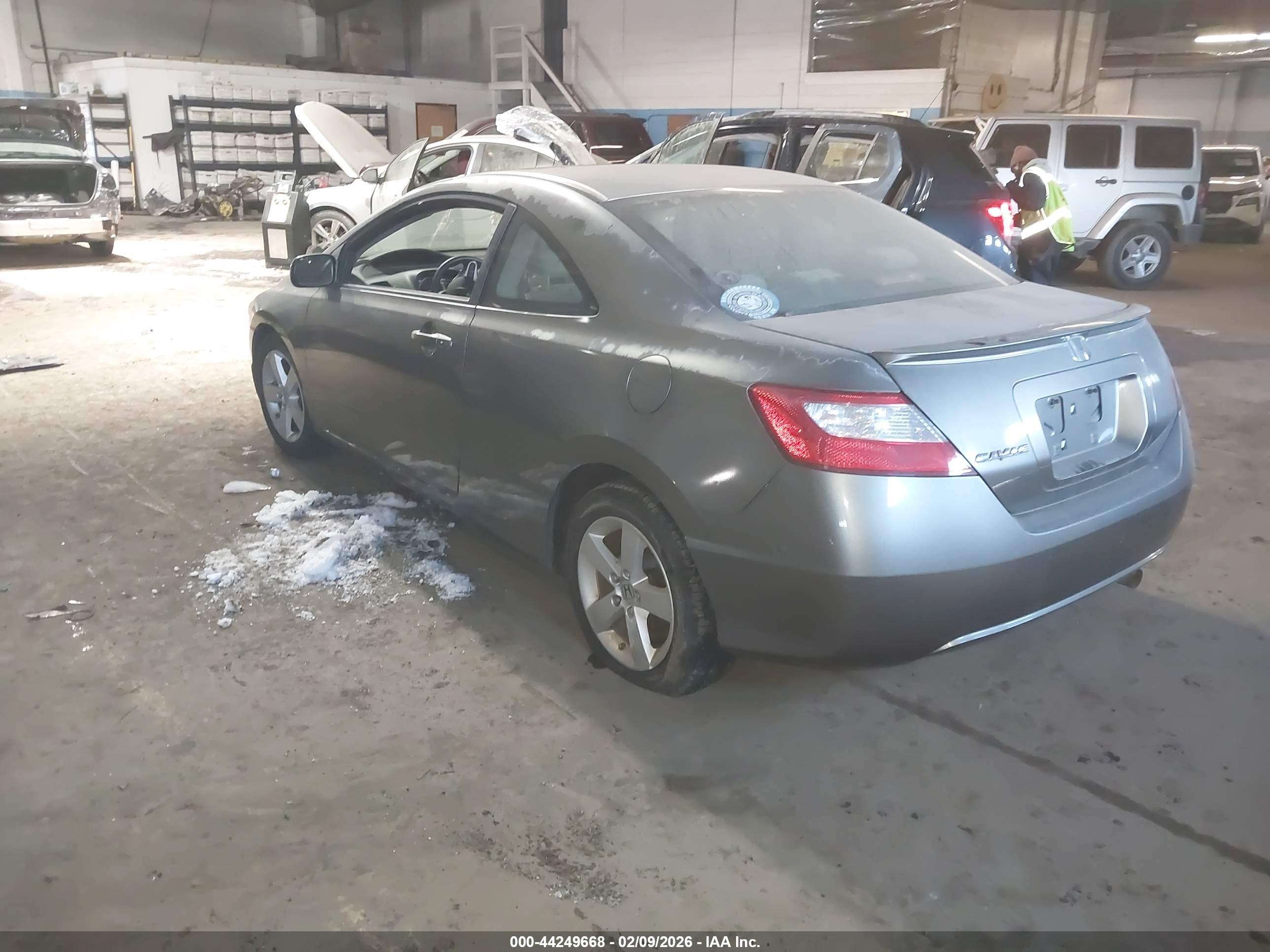 HONDA CIVIC image 3