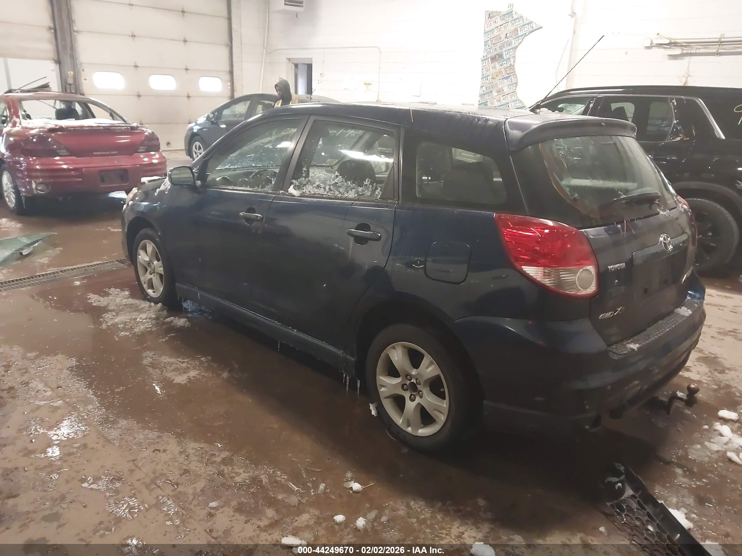 TOYOTA MATRIX image 3