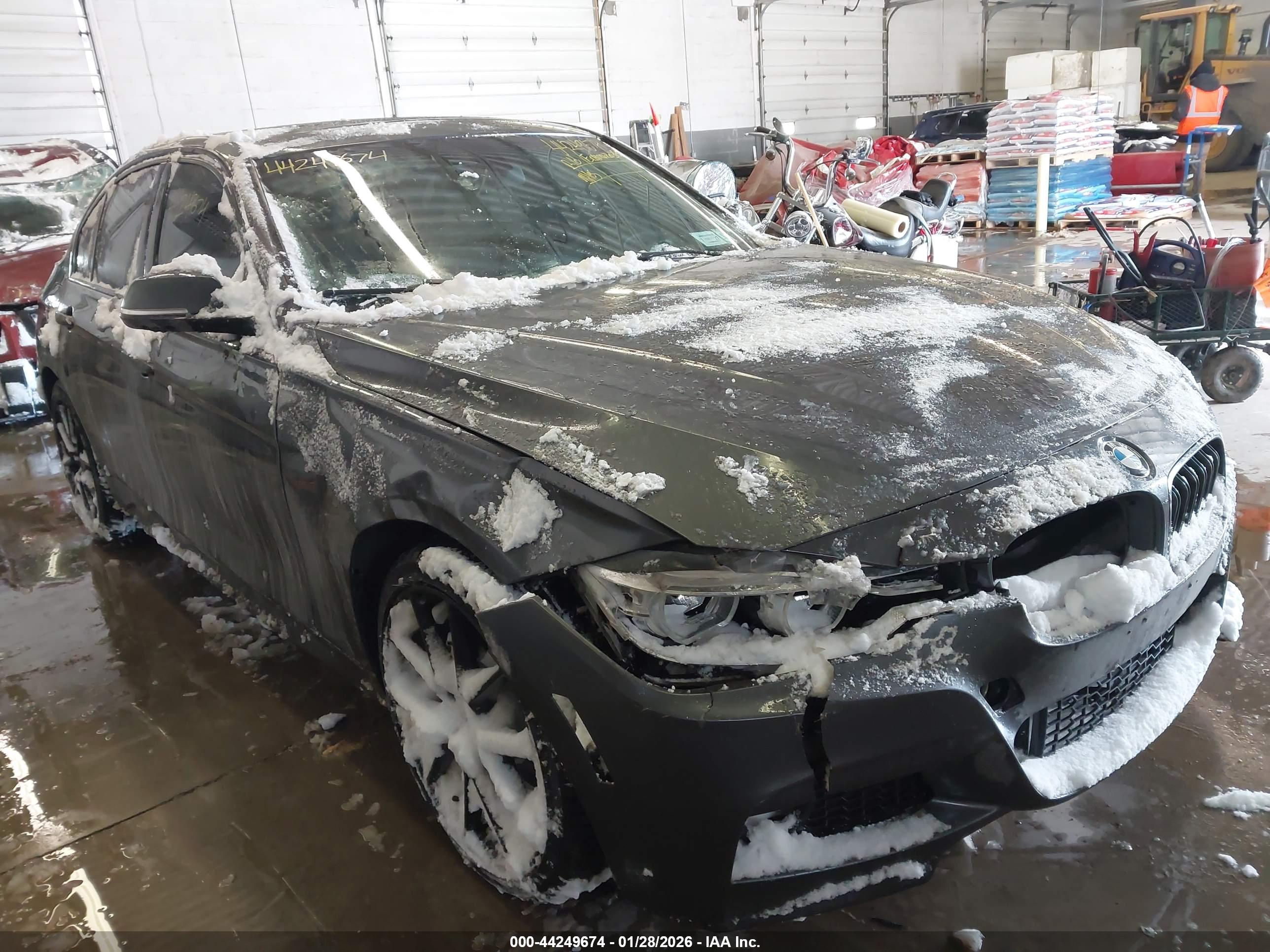 BMW 330I image 6
