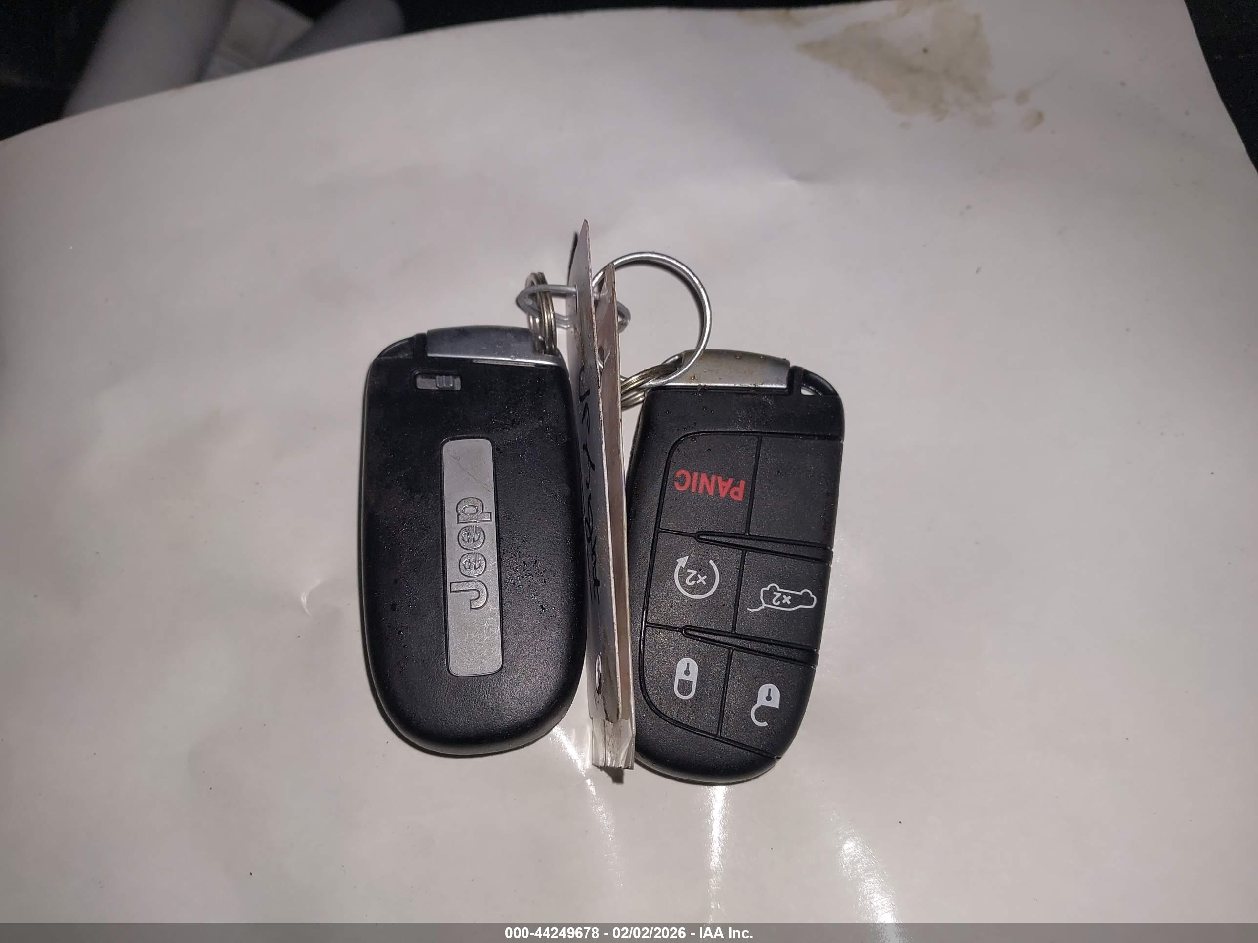 JEEP GRAND image 11