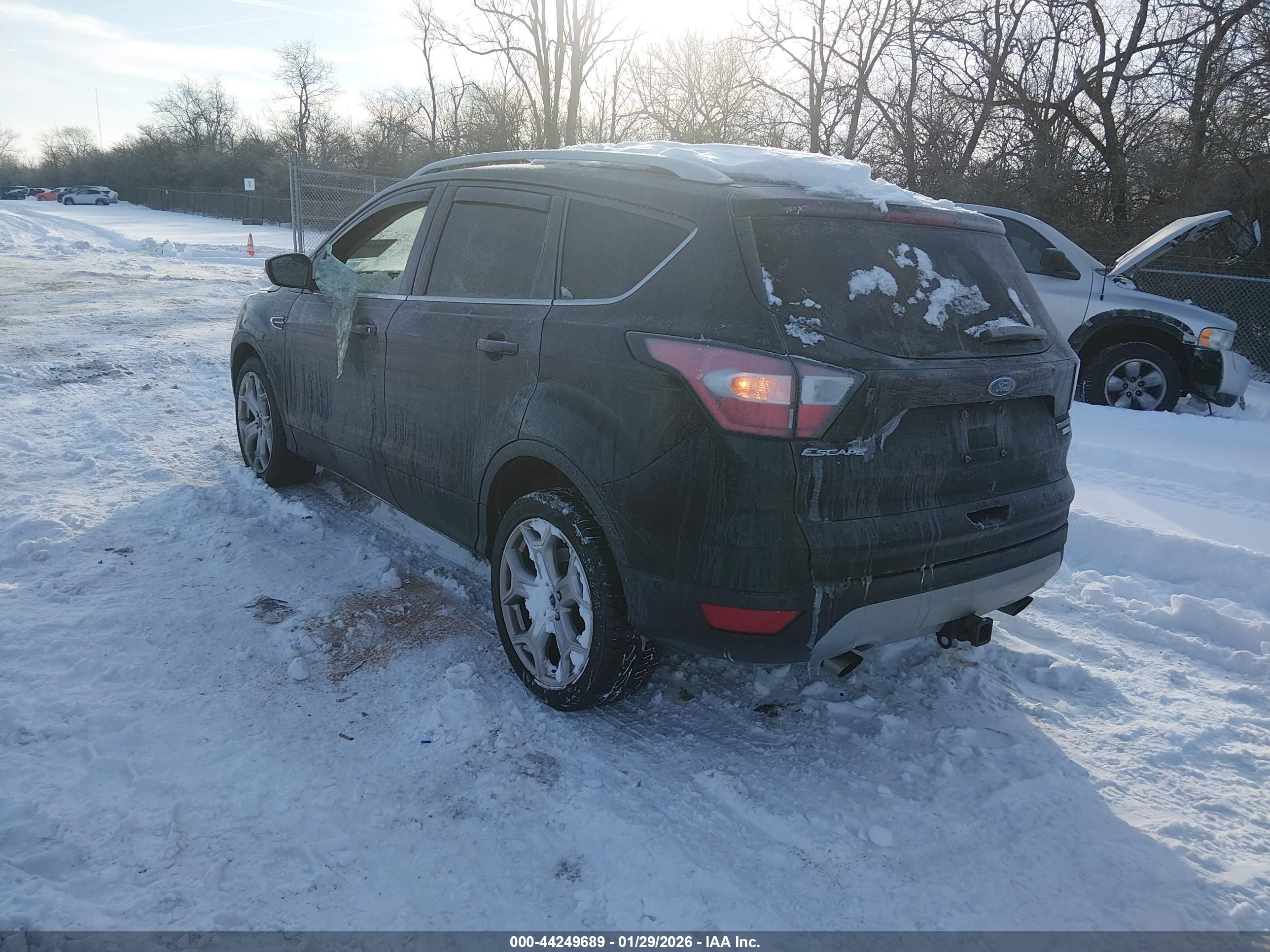 FORD ESCAPE image 3