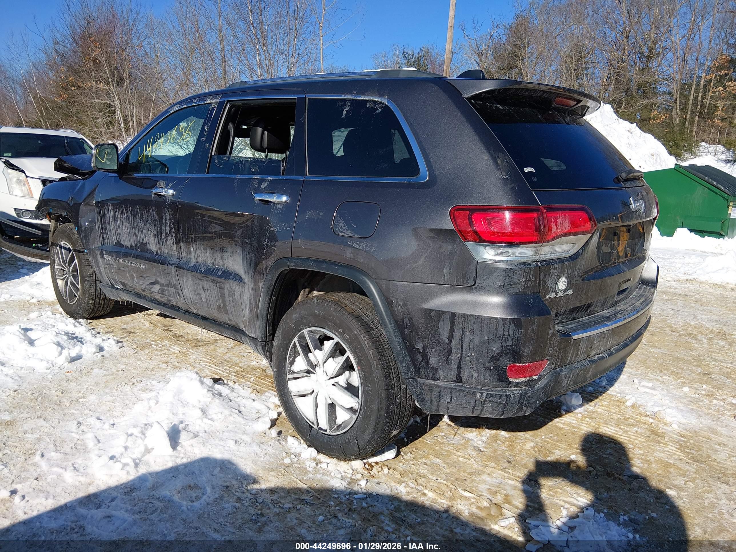 JEEP GRAND image 3