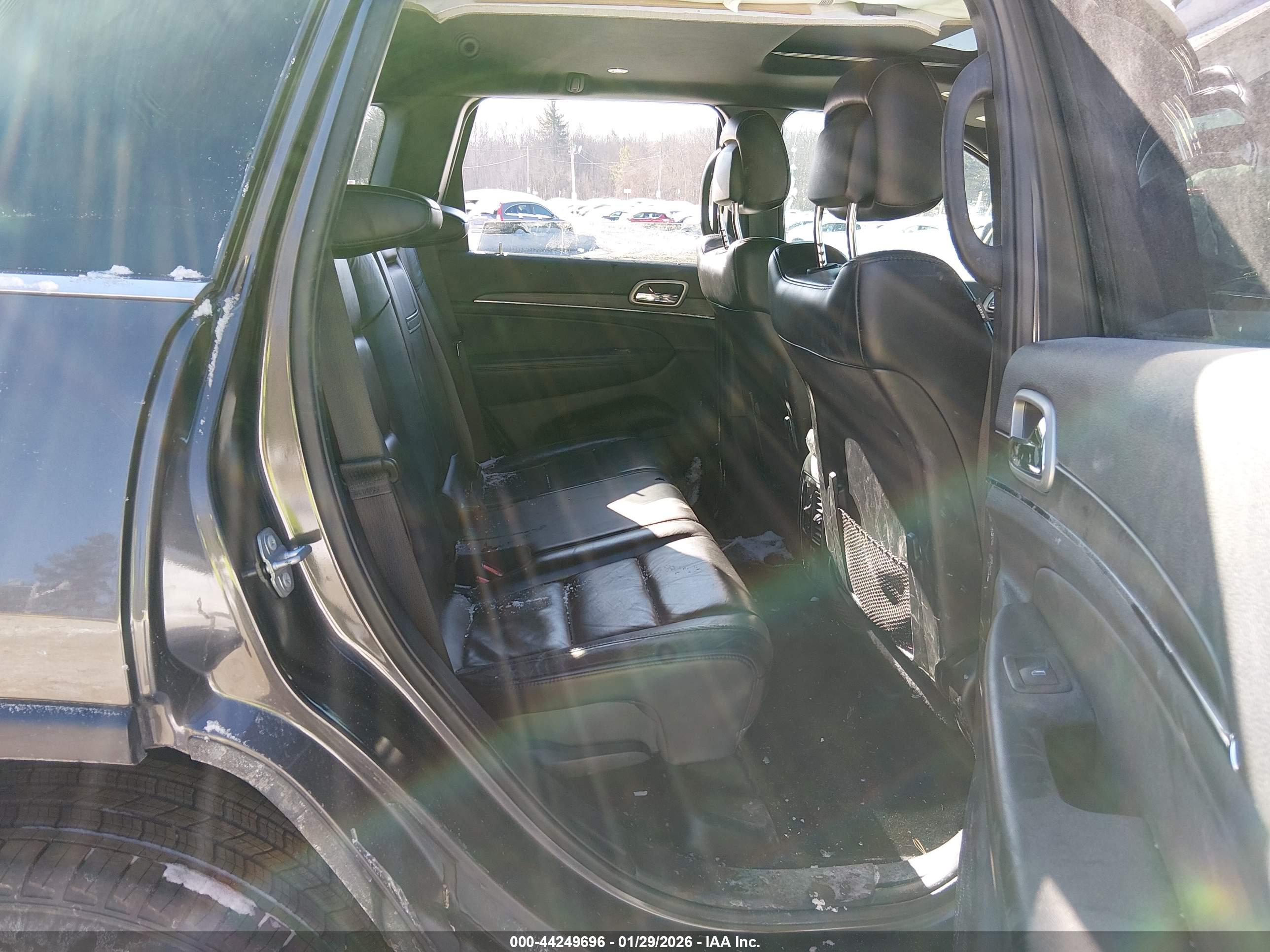JEEP GRAND image 8