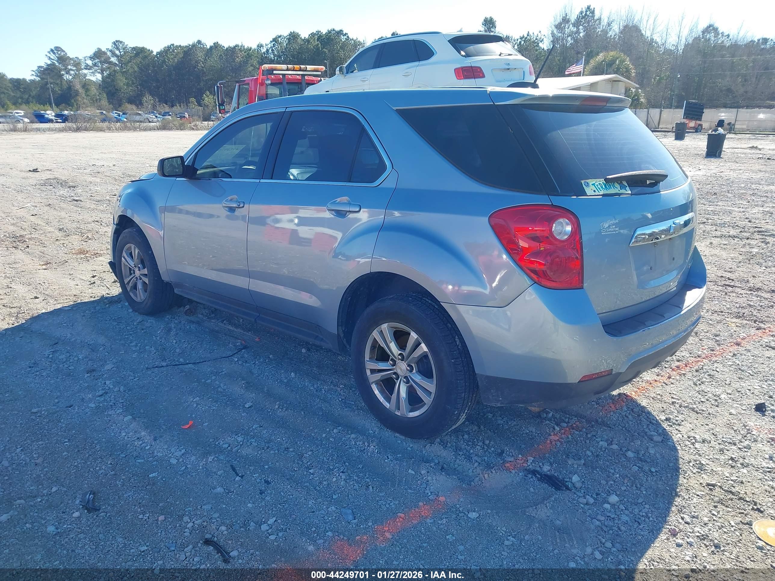 CHEVROLET EQUINOX image 3