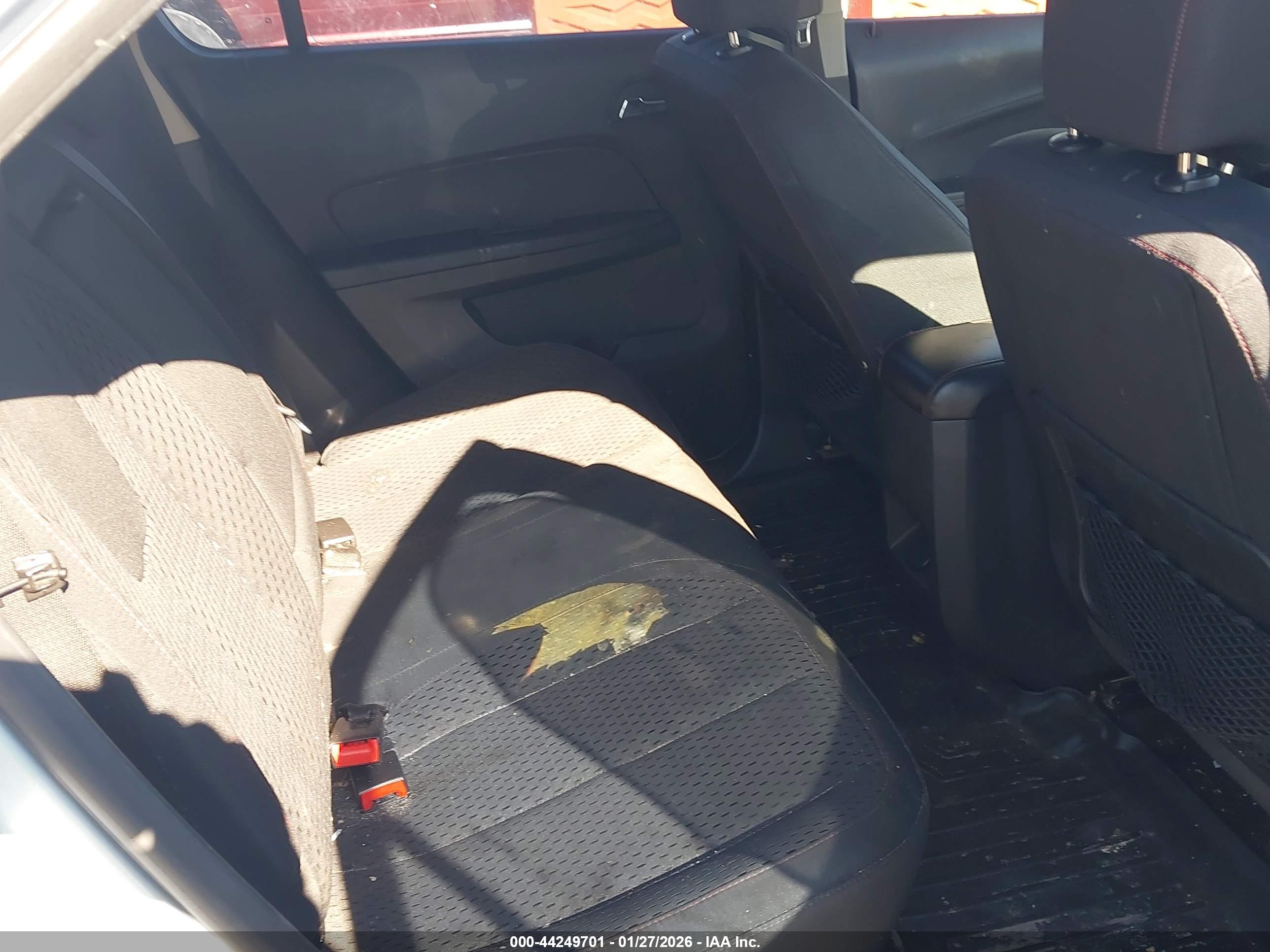 CHEVROLET EQUINOX image 8