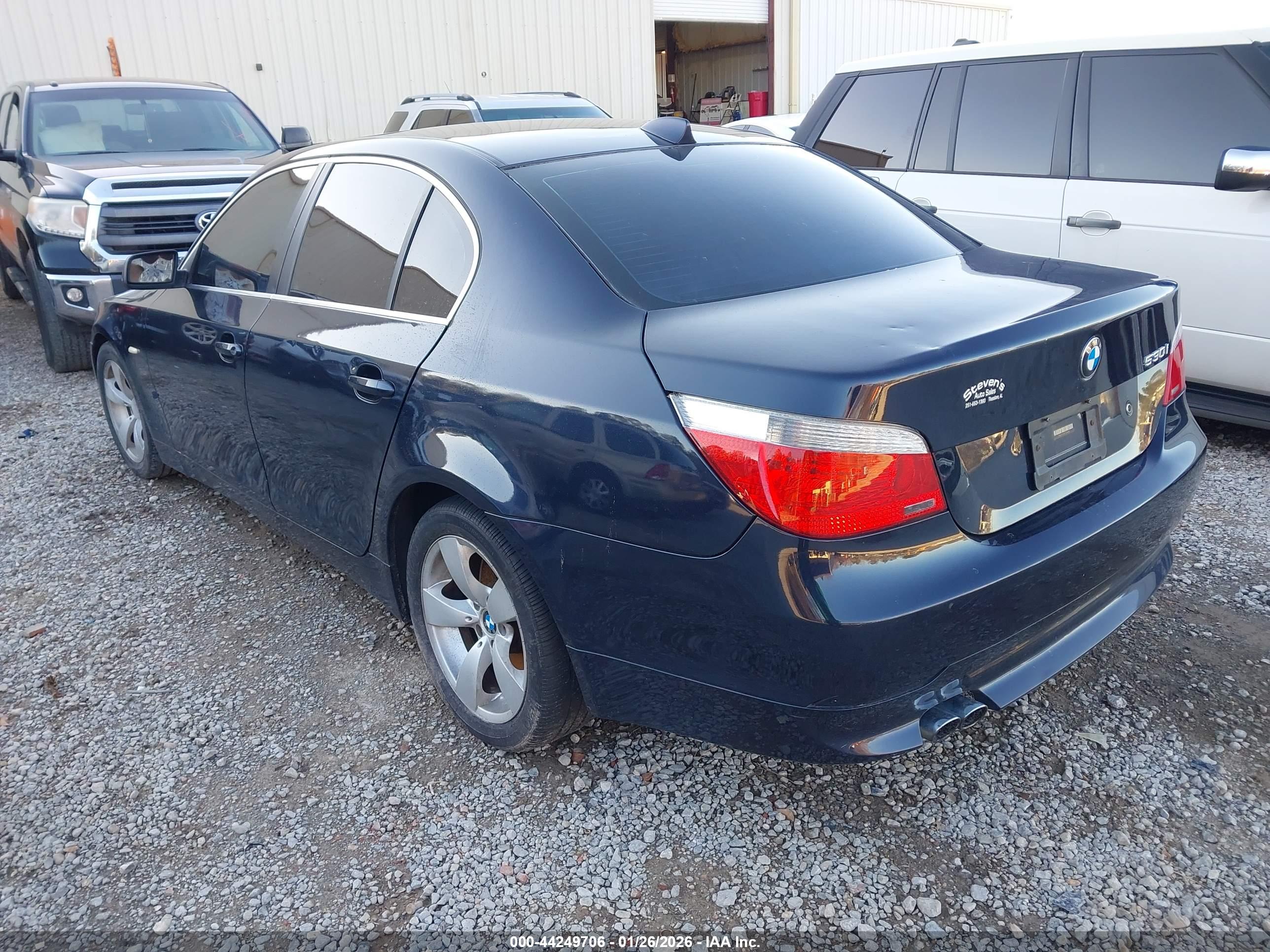 BMW 530I image 3