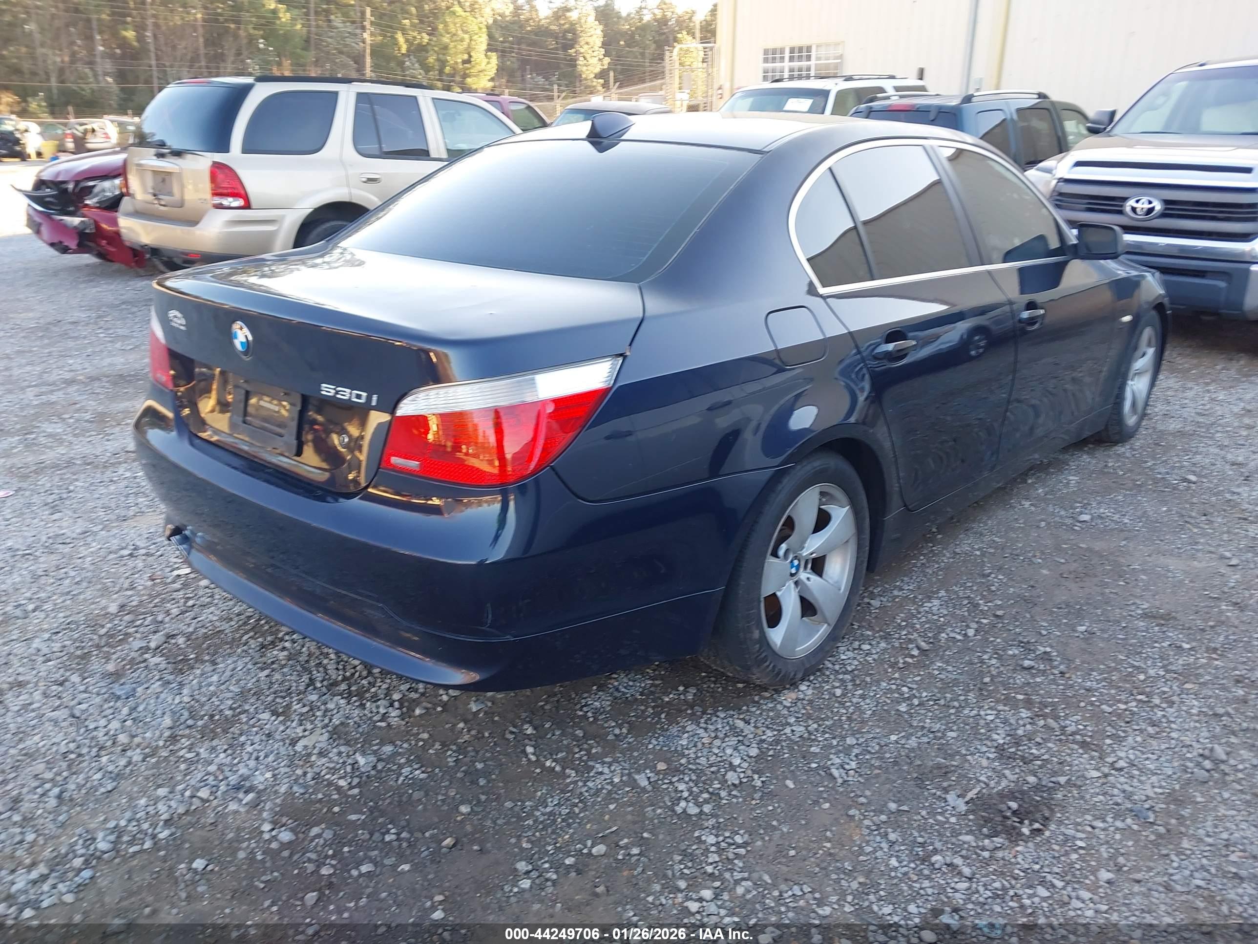 BMW 530I image 4