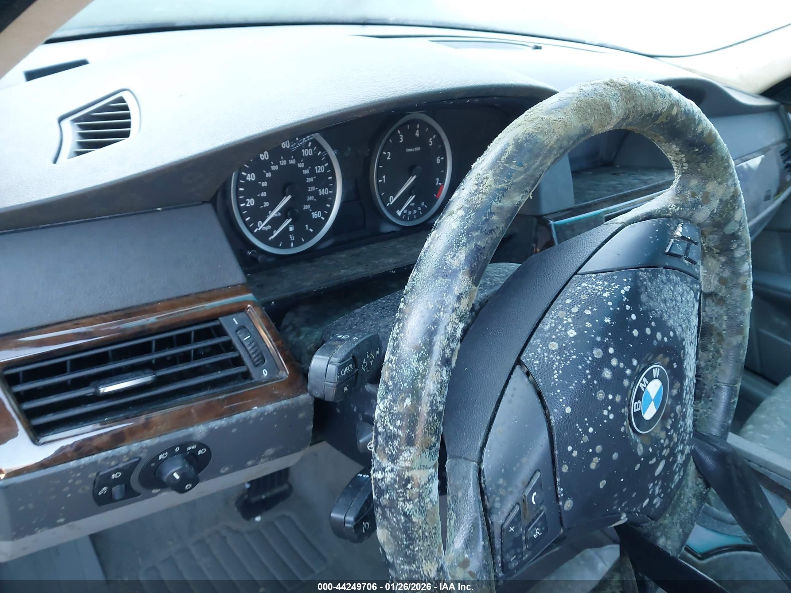 BMW 530I image 7