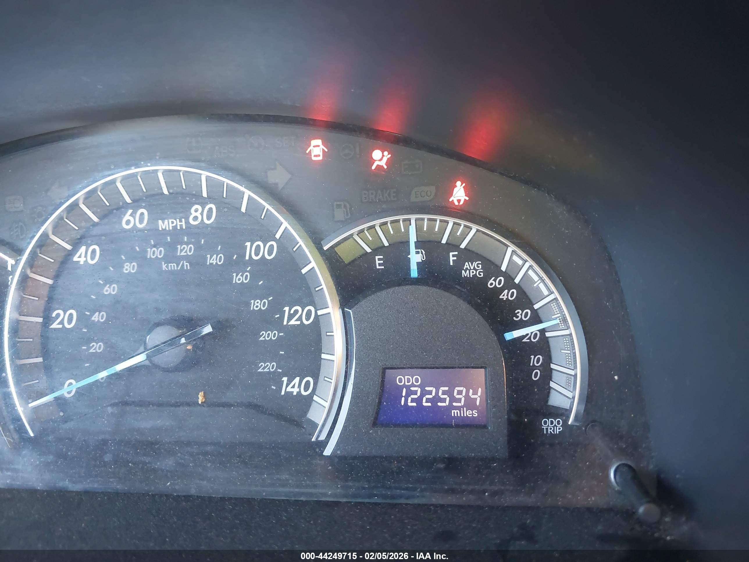 TOYOTA CAMRY image 7