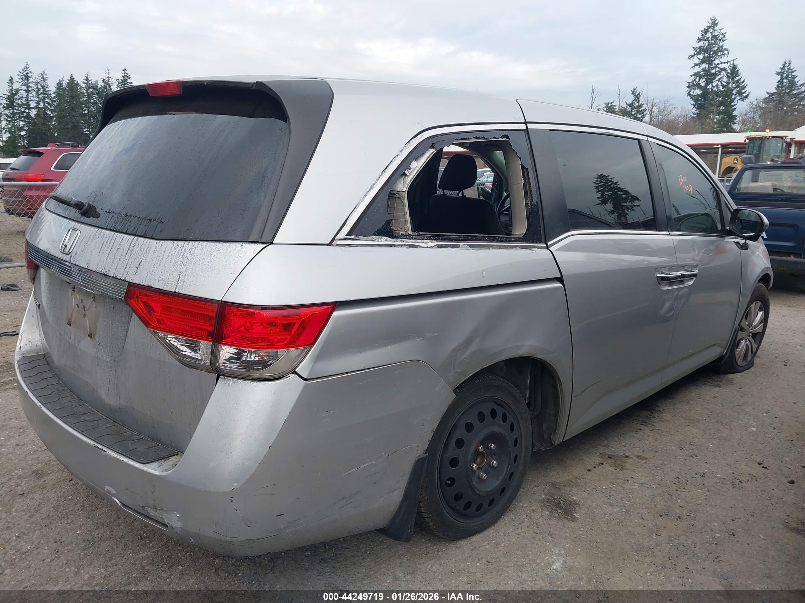 HONDA ODYSSEY image 6