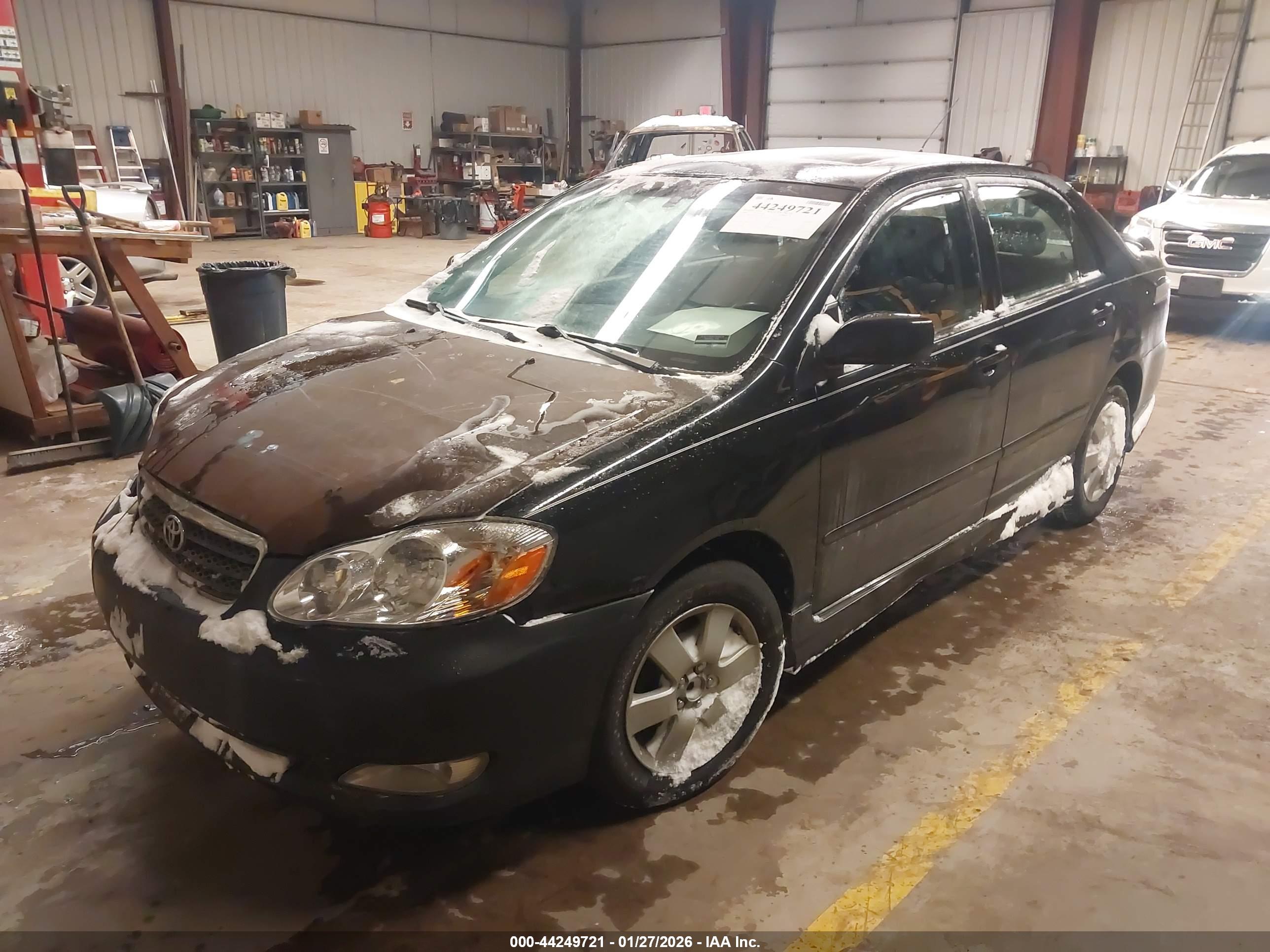 TOYOTA COROLLA image 2