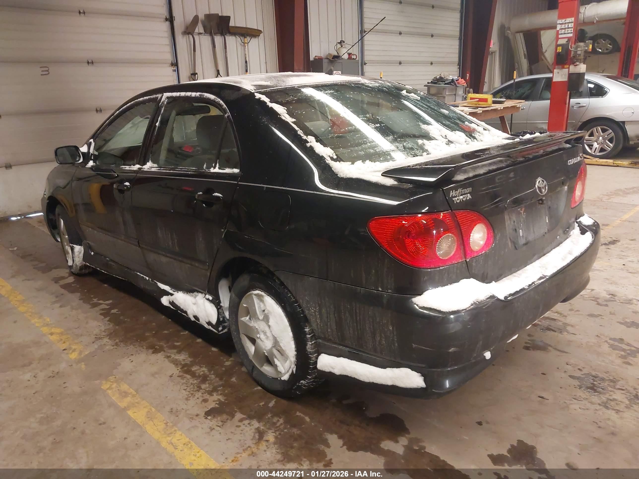 TOYOTA COROLLA image 3