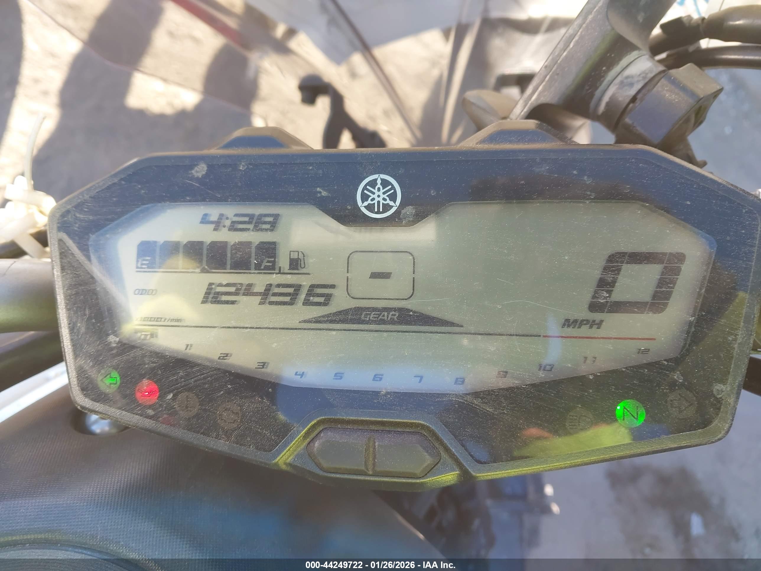 YAMAHA FZ07 image 7