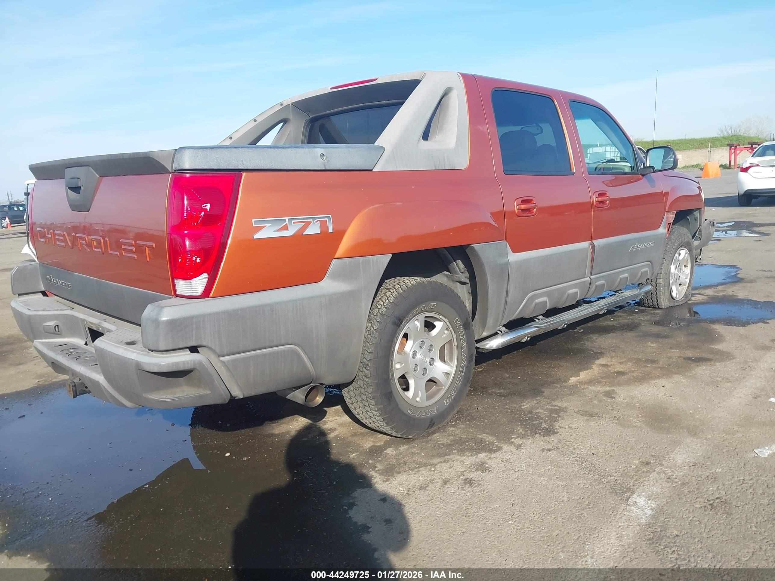 CHEVROLET AVALANCHE image 4
