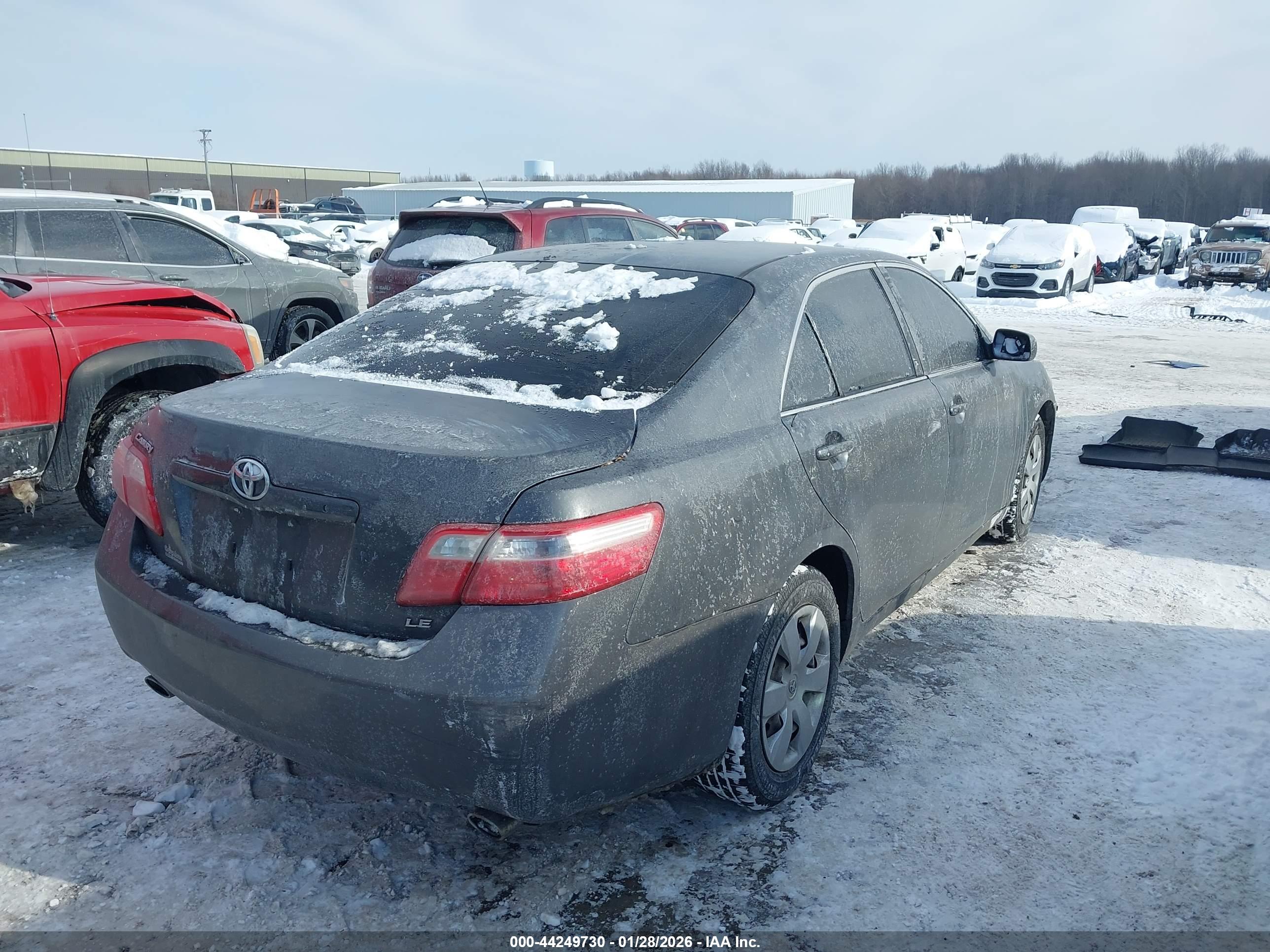 TOYOTA CAMRY image 4