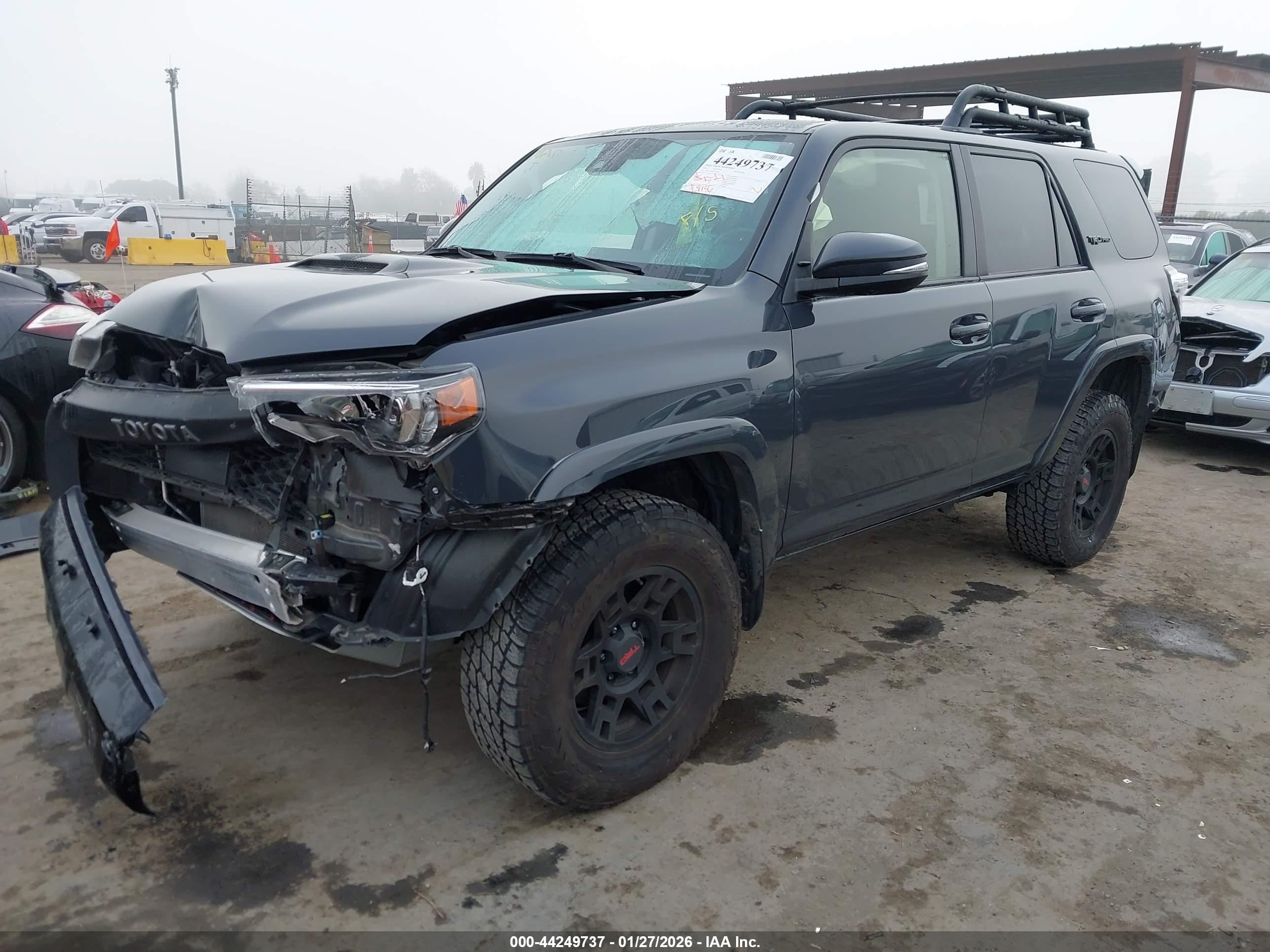 TOYOTA 4RUNNER image 2
