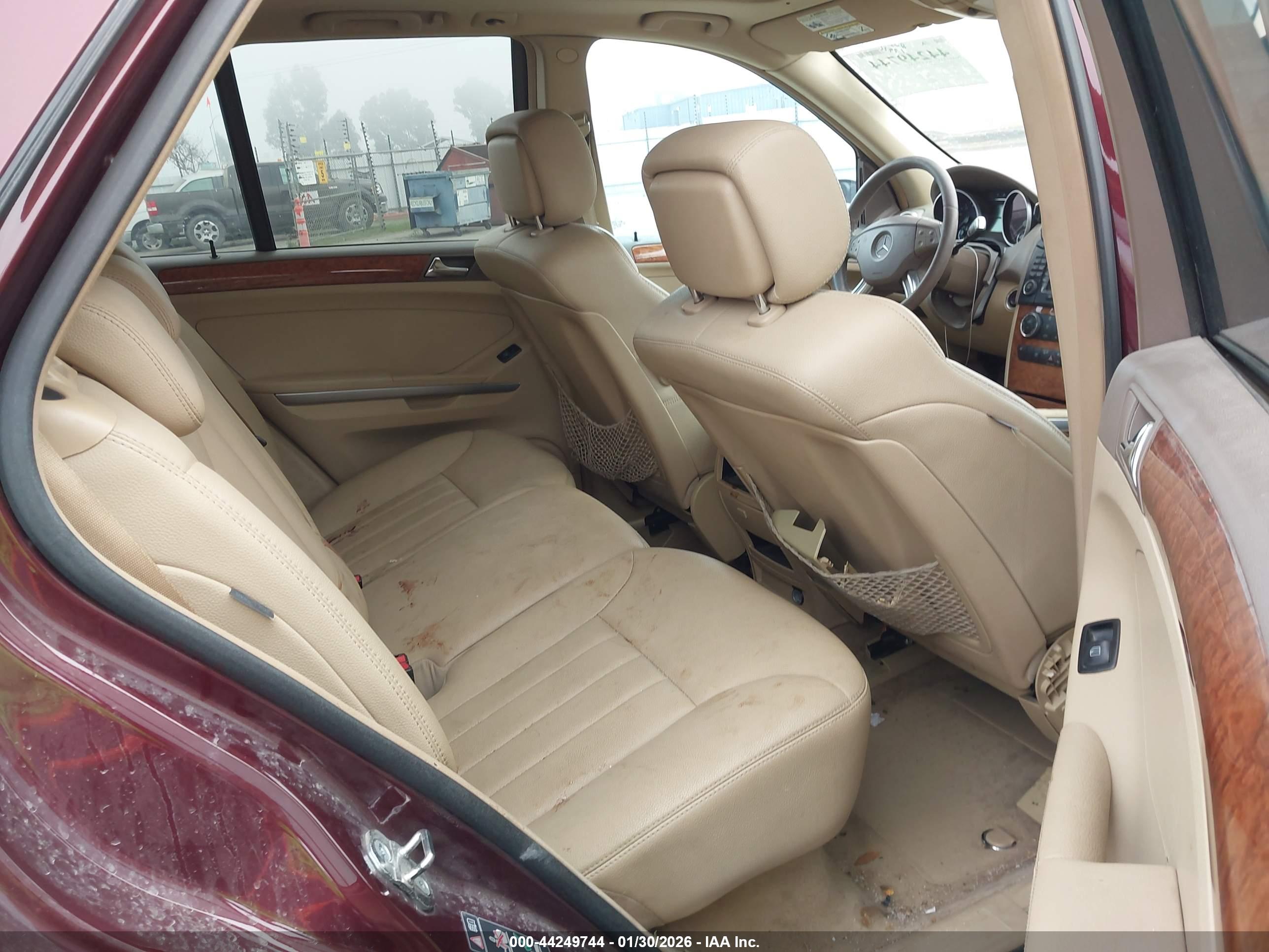MERCEDES-BENZ ML image 8