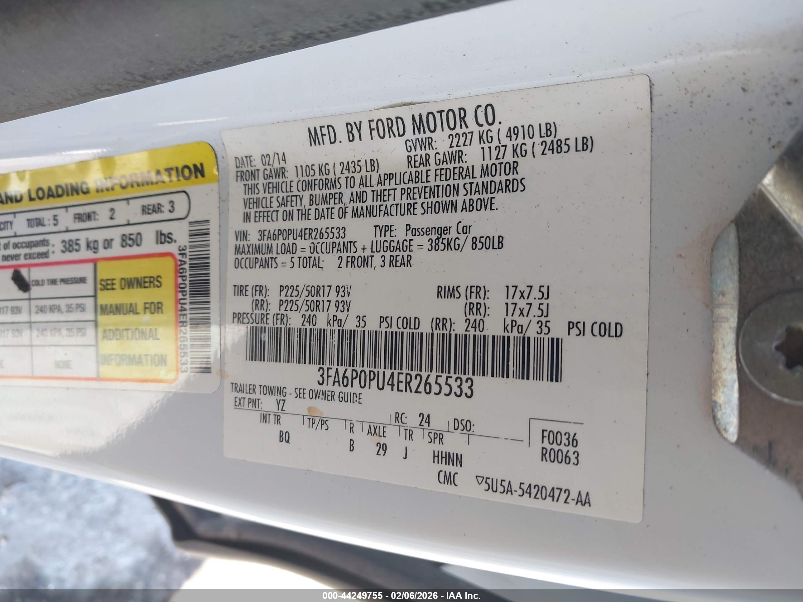 FORD FUSION image 9