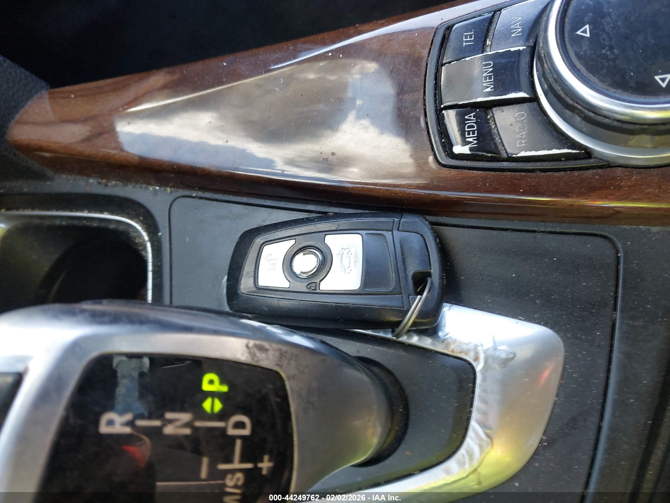 BMW 328I image 11