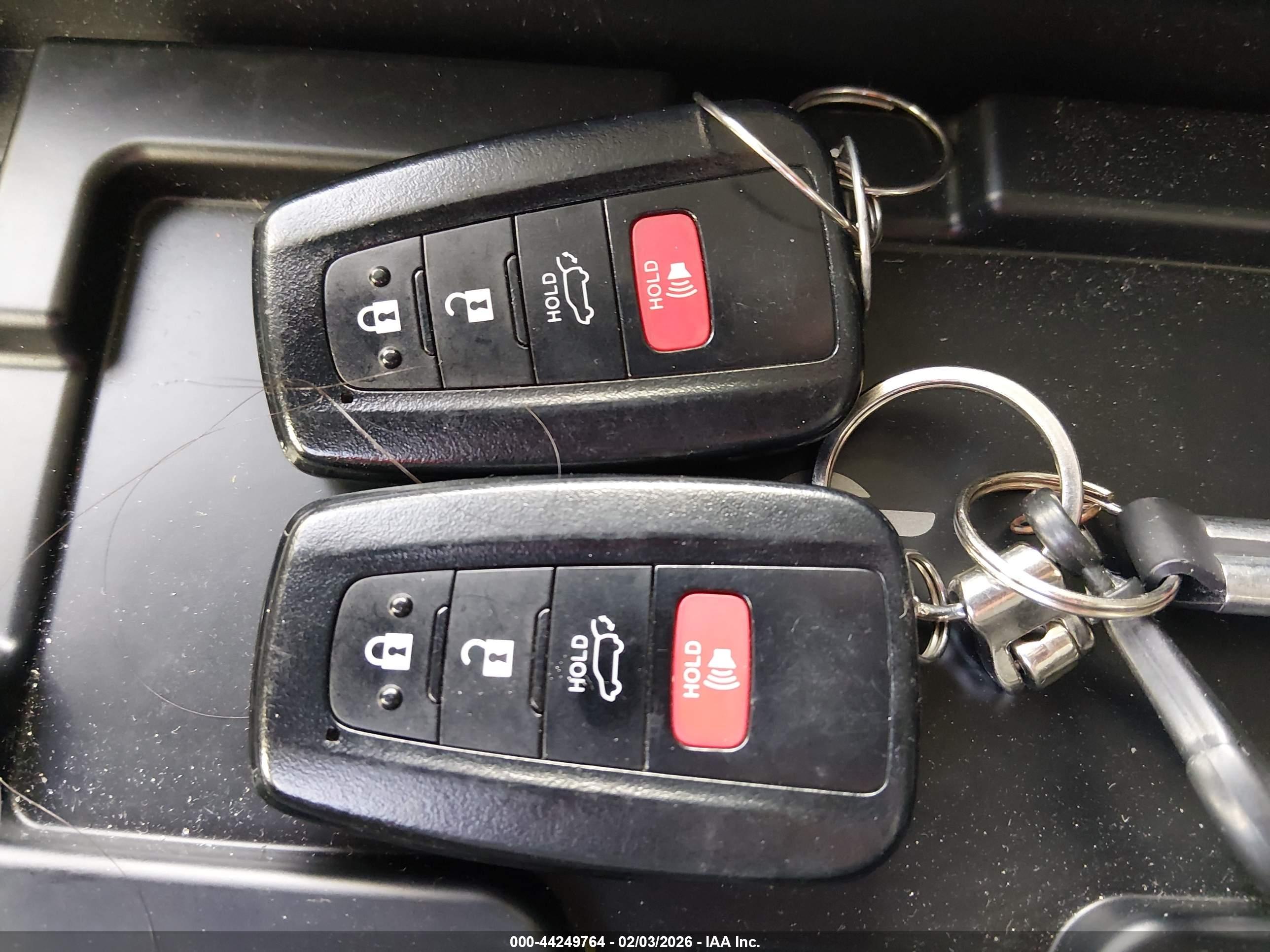 TOYOTA HIGHLANDER image 11